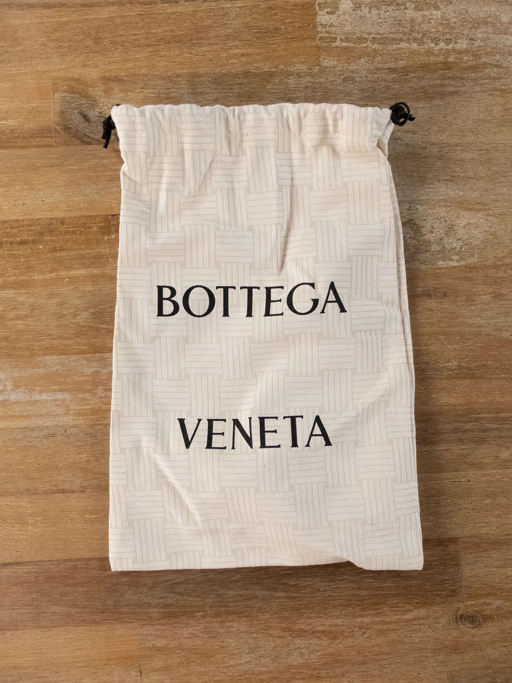 Bottega Veneta BOTTEGA VENETA white triangle buckle skinny leather belt Size ONE SIZE - 9 Thumbnail