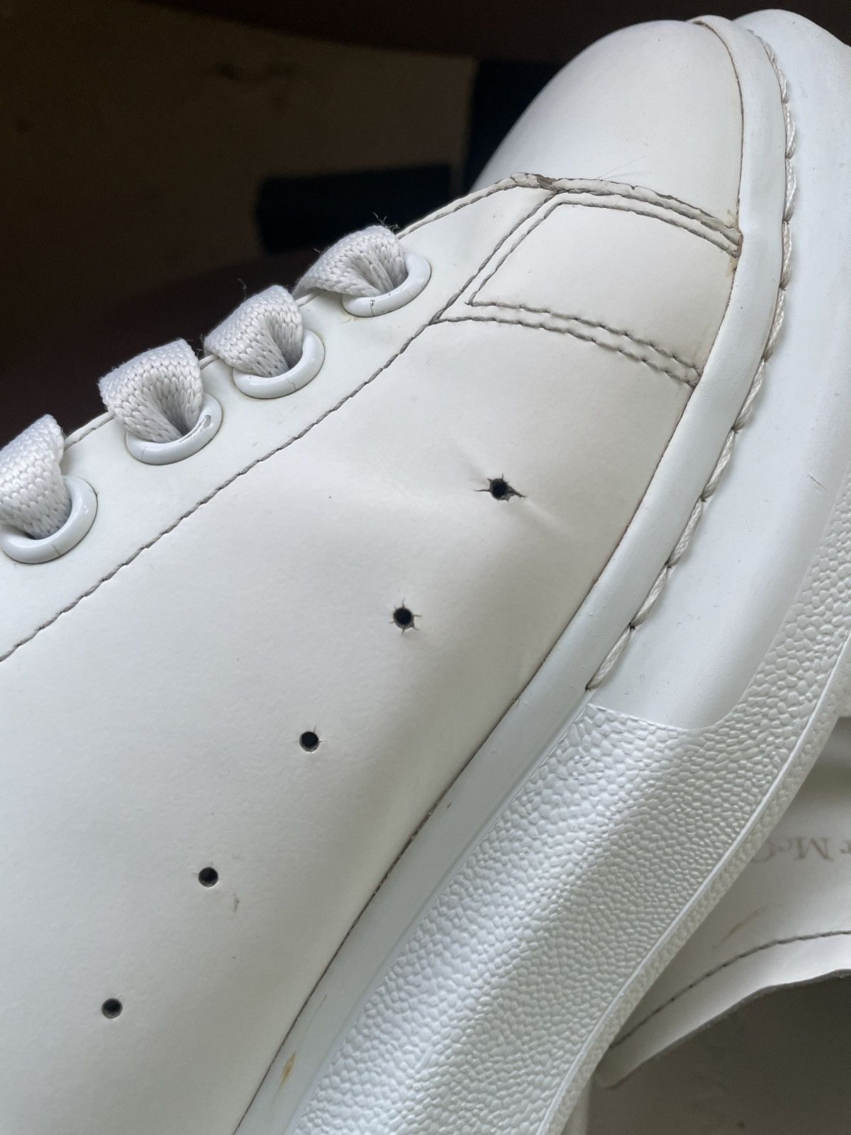 Alexander McQueen Alexander McQueen Oversized low top sneakers black white Size US 7.5 / EU 40-41 - 14 Thumbnail
