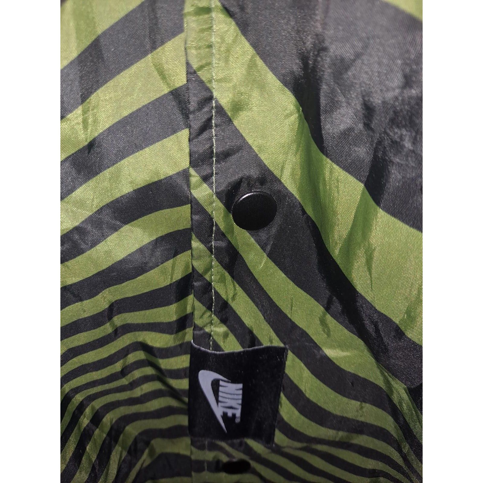 Nike Nike Green and Black Tiger Stripe Snap Up Windbreaker Size M Size US M / EU 48-50 / 2 - 2 Thumbnail