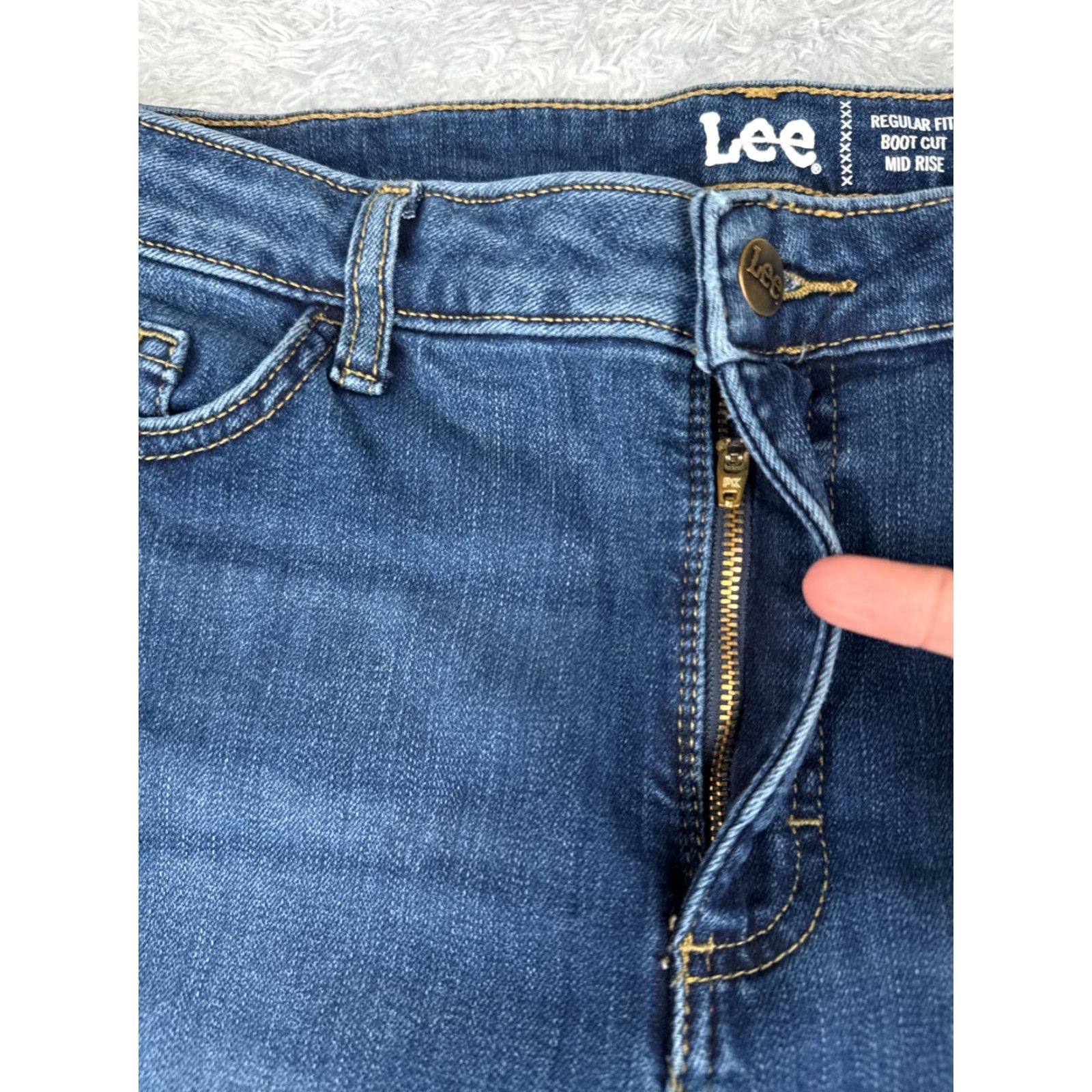 Lee Lee Jeans Womens 14 Blue Denim Bootcut Mid Rise Regular Fit 34x31 Cotton Blend Adv Size 36" / US 14 / IT 50 - 5 Thumbnail