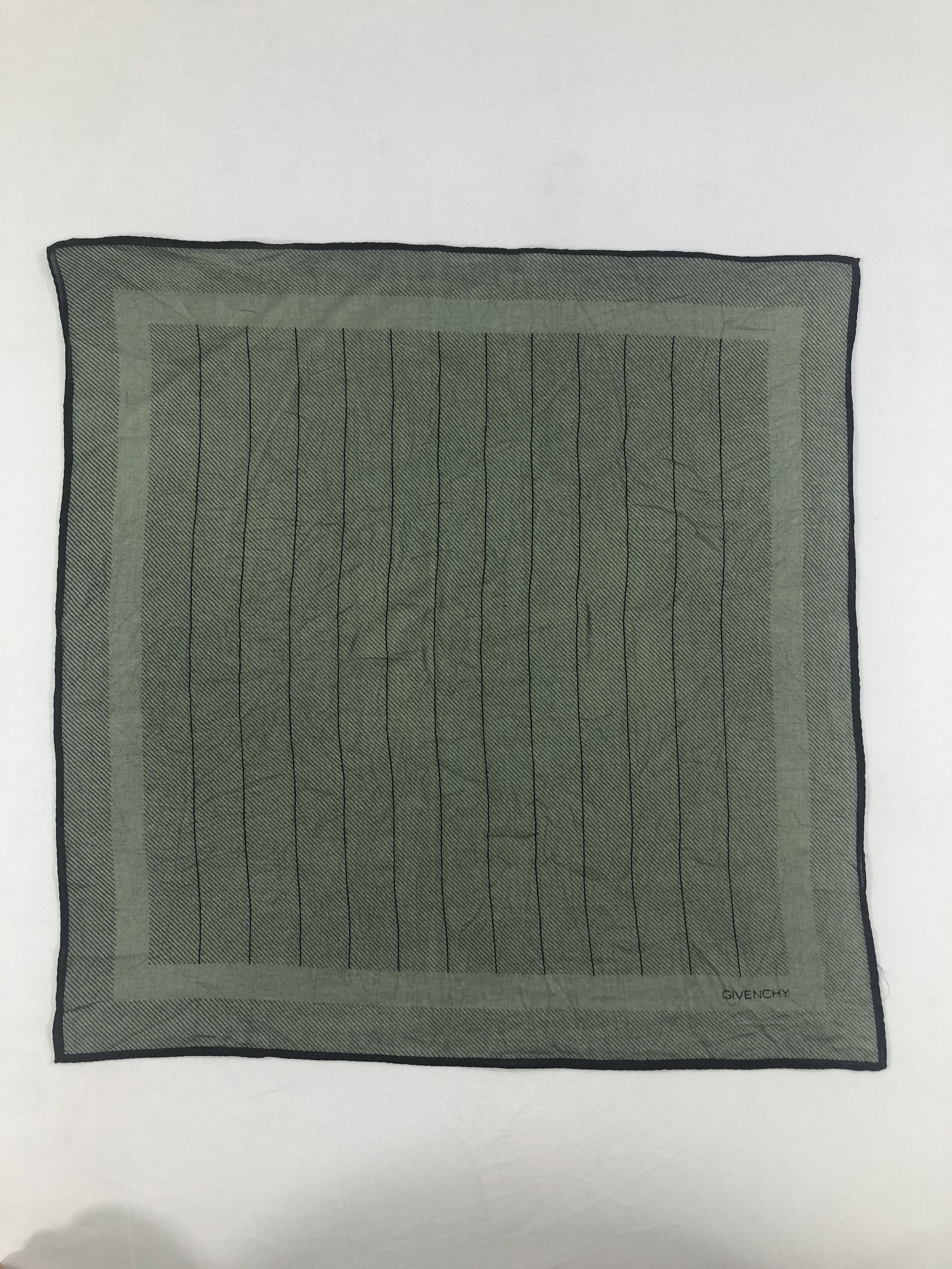 Vintage Givenchy Handkerchief / Bandana / Neckerchief Size ONE SIZE - 3 Thumbnail