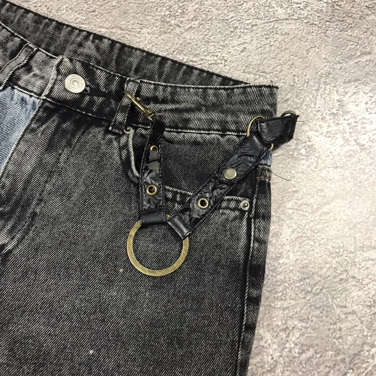 Vintage Vintage Y2K Distressed Baggy Jeans Grunge Skater Graphic 28 Size 28" / US 6 / IT 42 - 4 Thumbnail