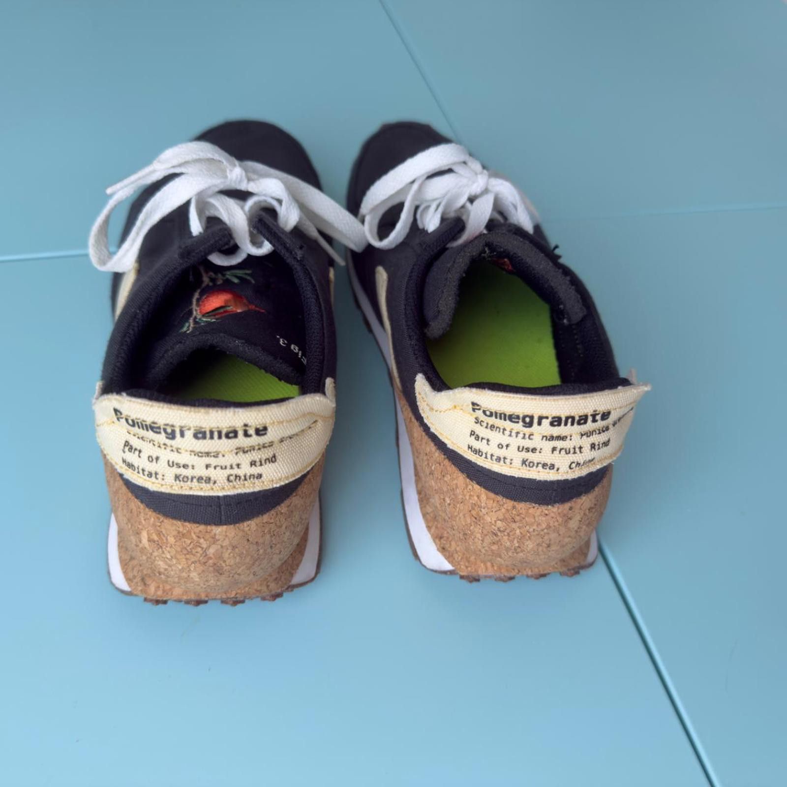 Nike Nike Daybreak Type Cork Pomegranate Floral Plant Sneaker 10 Size US 10 / EU 43 - 6 Thumbnail