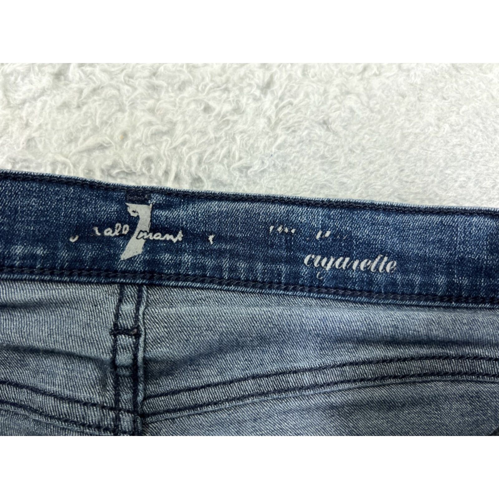 7 For All Mankind 7 For All Mankind Jeans Womens 27 Blue Denim Skinny Regular 26in Inseam 28in Waist Cotton Blend Features Stretch Machine Washable Size 27" / US 4 / IT 40 - 6 Thumbnail