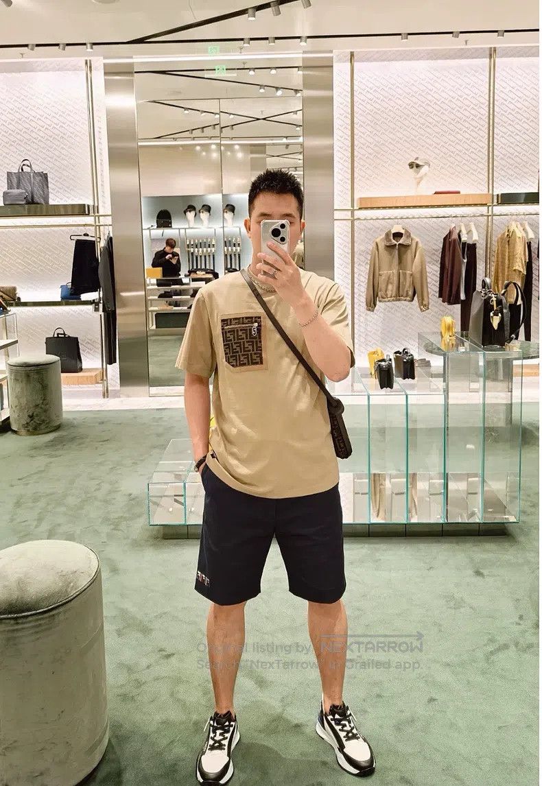 Fendi Fendi Monogram FF Zip Pocket Short Sleeve T-Shirt Size US S / EU 44-46 / 1 - 9 Thumbnail