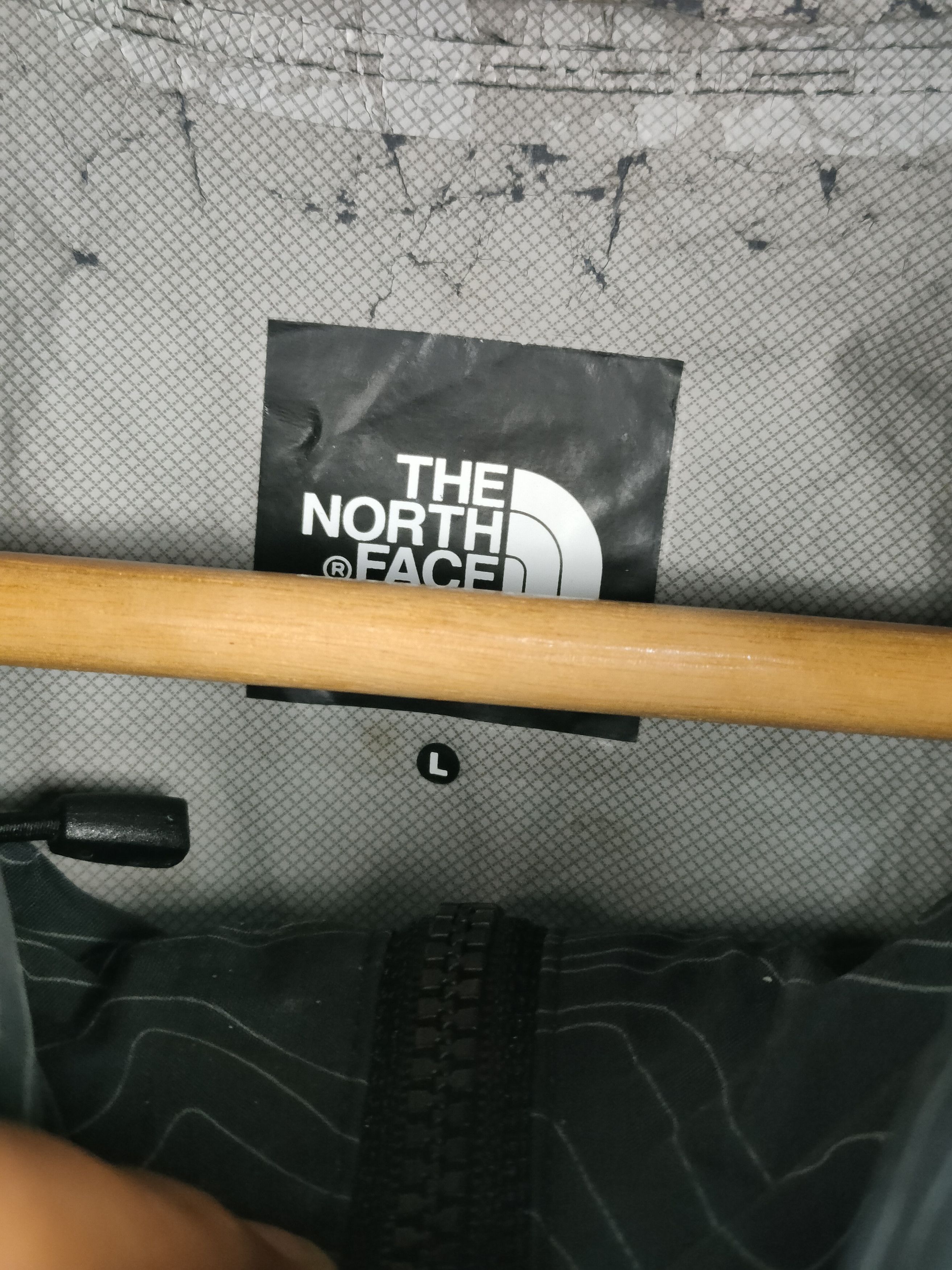 The North Face The North Face Windbreaker Jacket Size US L / EU 52-54 / 3 - 3 Thumbnail