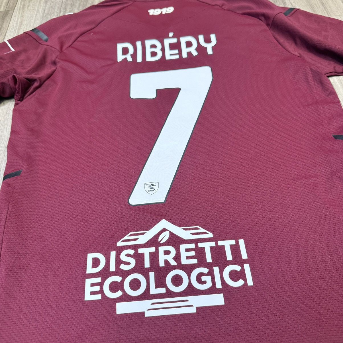 Sports Specialties Salernitana 21/22 home shirt #7 Ribery (bnwt) Size US M / EU 48-50 / 2 - 4 Thumbnail