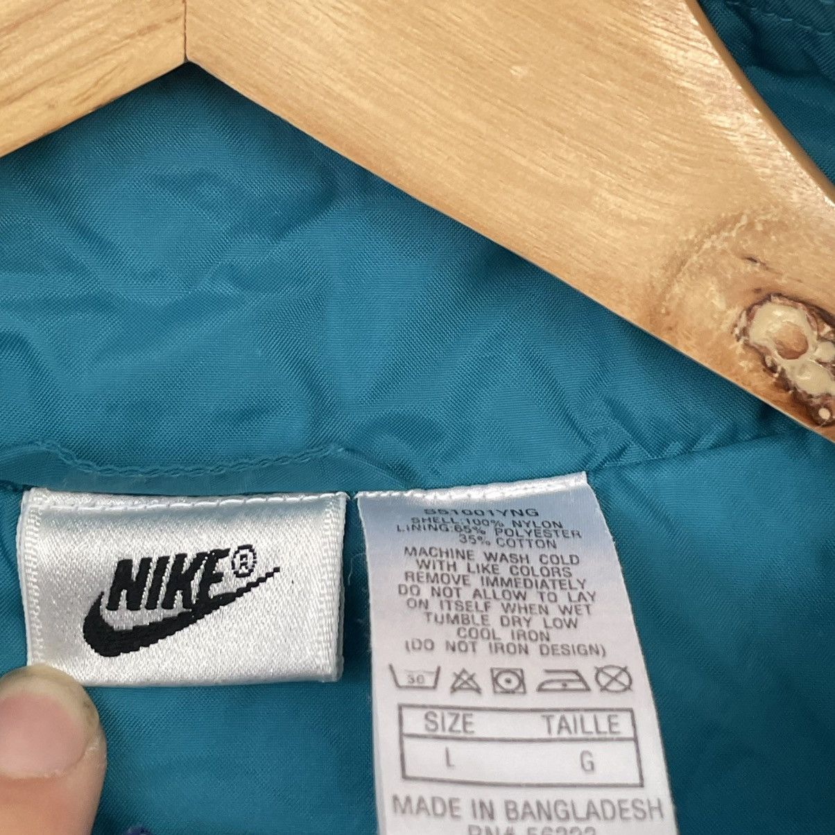 Nike Vintage Nike 90’s Tracksuit zip-up Jacket y2k size L Size US L / EU 52-54 / 3 - 10 Thumbnail