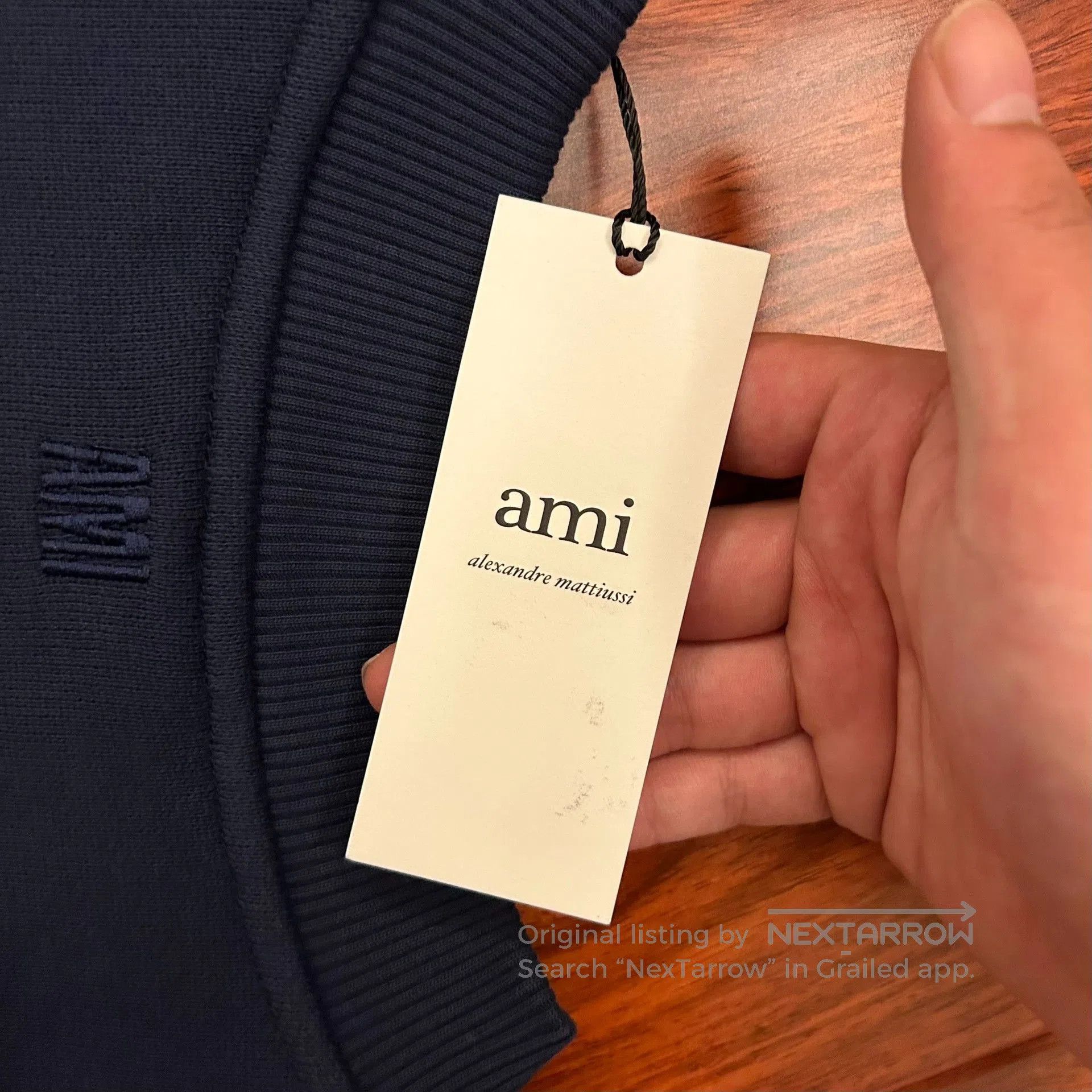 AMI Ami Paris Heart Embroidery Crewneck Sweatshirt. Size S / US 4 / IT 40 - 8 Thumbnail