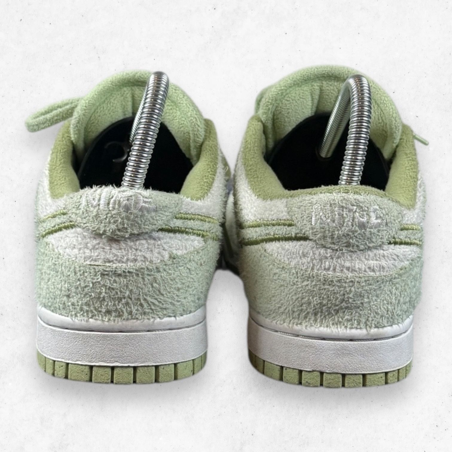 Nike Nike Dunk Low SE Fleece Honeydew Womens Sz 9 Size US 9 / IT 39 - 7 Thumbnail