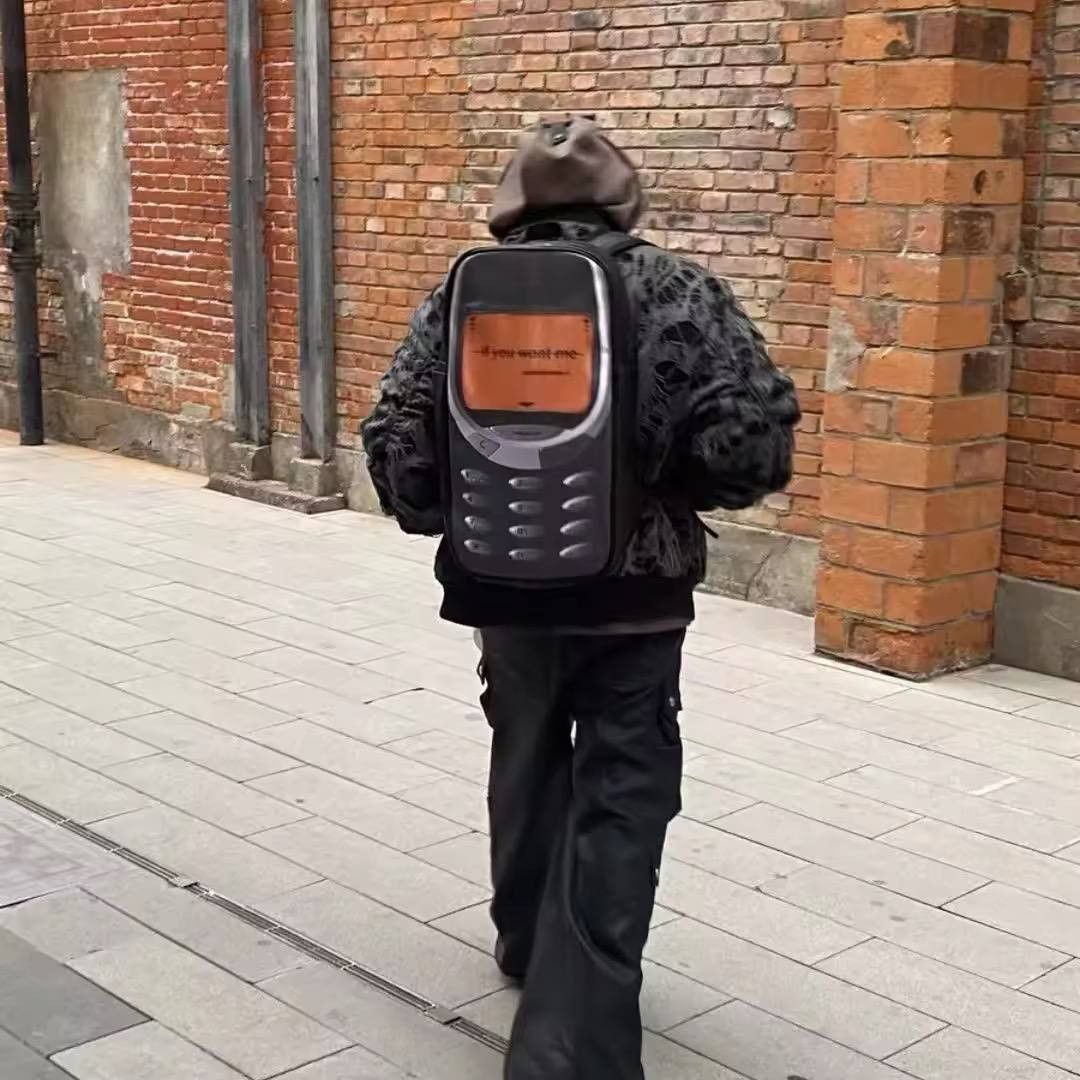 Japanese Brand × Vintage Aesthetic backpack in the shape of a push-button phone Size ONE SIZE - 5 Thumbnail