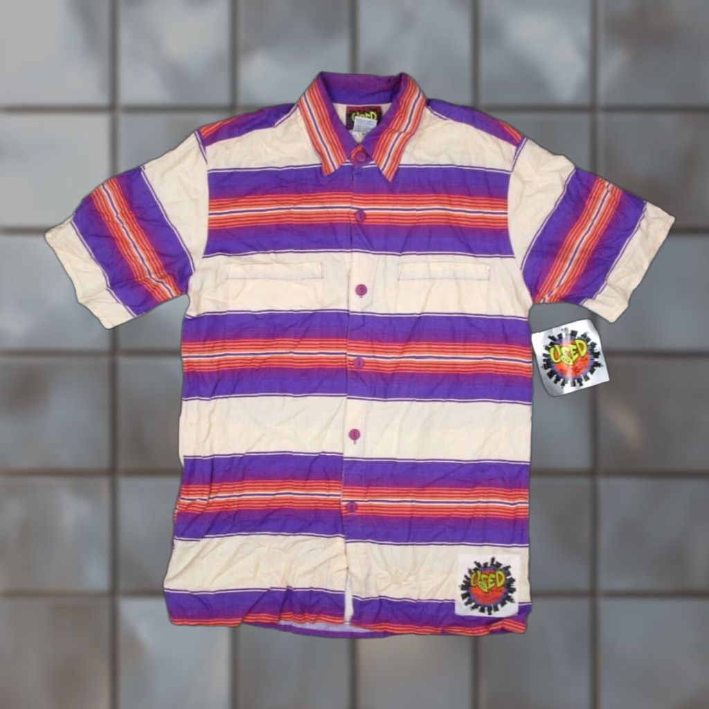 Etro VINTAGE Get Used by Ellie Mens Shirt M Purple Button-Up 90s NWT Retro Geometric Cap Sleeve Casual Hip Hop 80s Vintage Boys Womens? Size US M / EU 48-50 / 2 - 1 Thumbnail