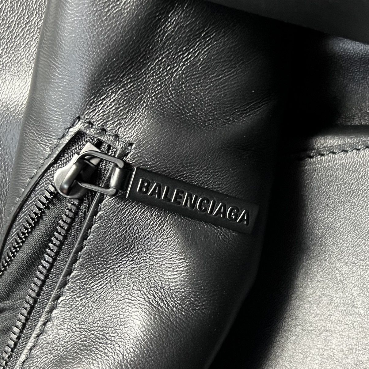 Balenciaga Super Rare Balenciaga SS23 Runway Large Glove Leather Bag Size ONE SIZE - 4 Thumbnail