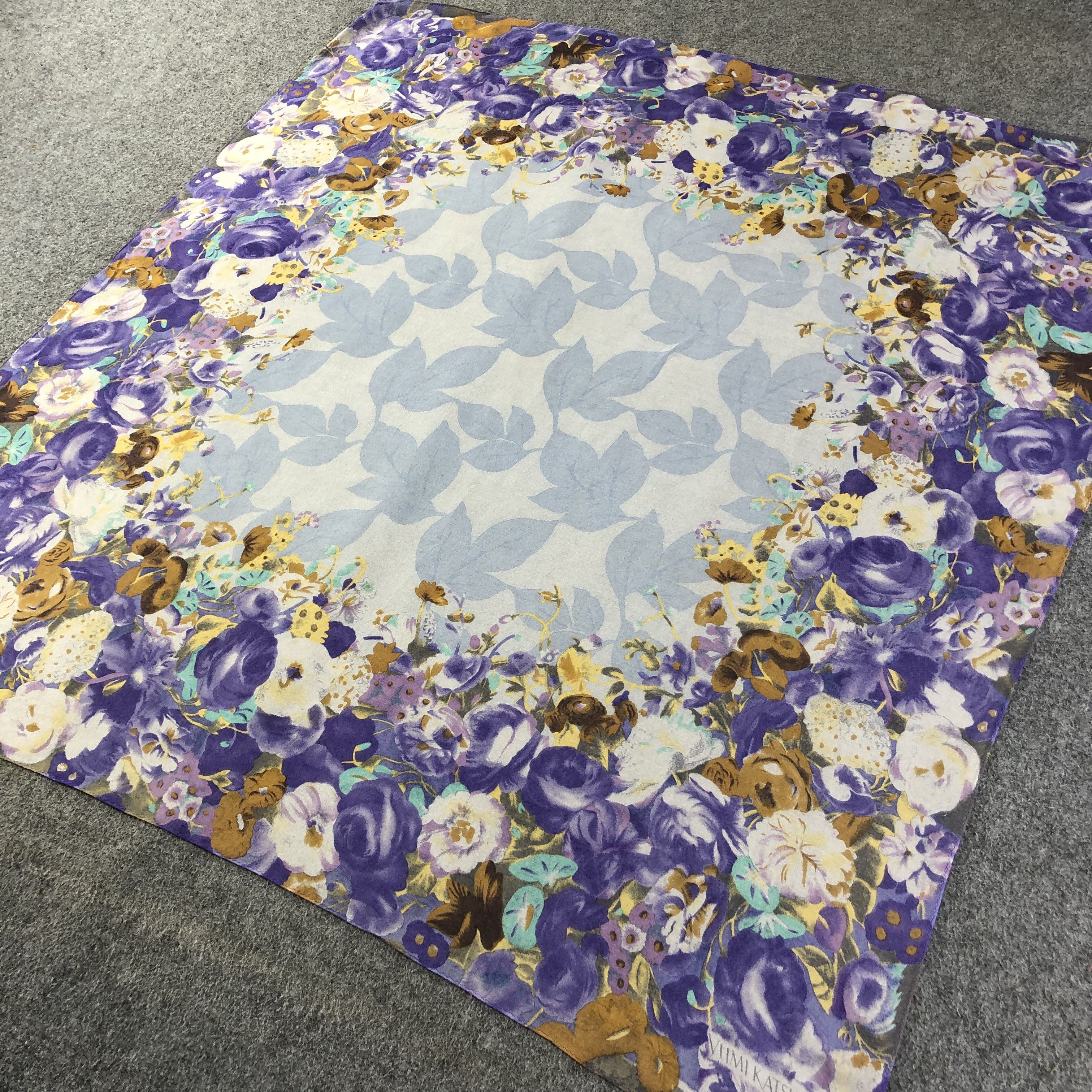 Japanese Brand Yumi Katsura Floral Silk Scarf M601 Size ONE SIZE - 2 Thumbnail