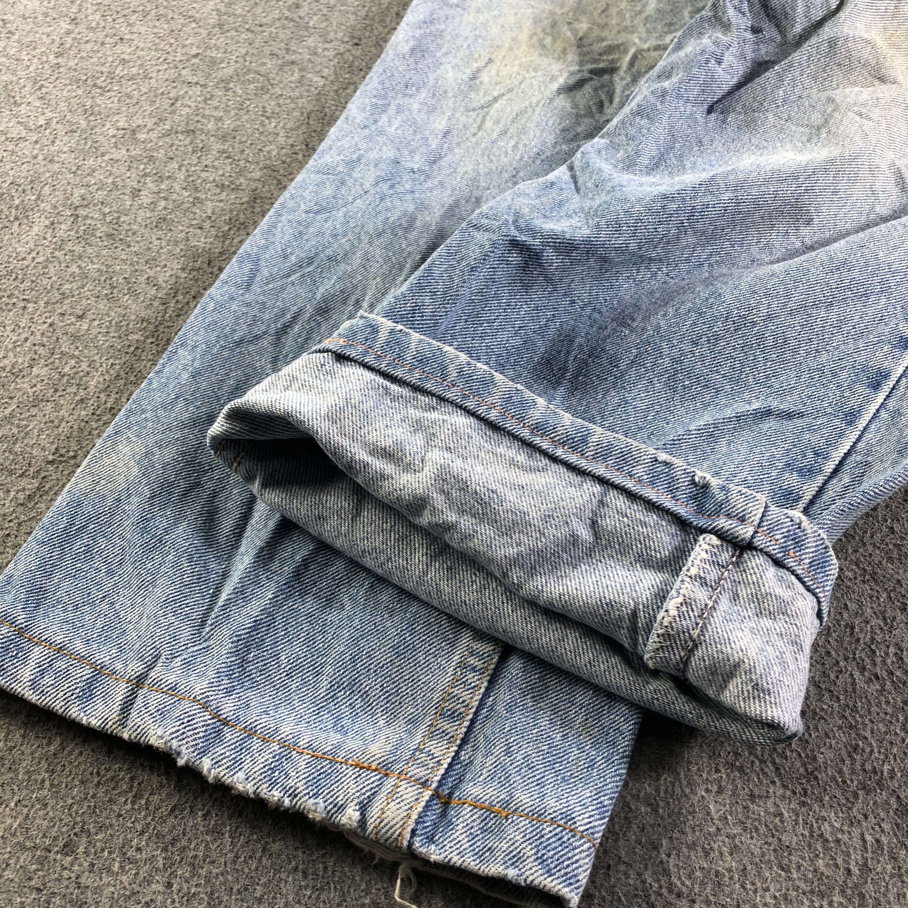 Levi's Vintage 90s Light Wash Levis Jeans-J3262 Size US 33 - 7 Thumbnail