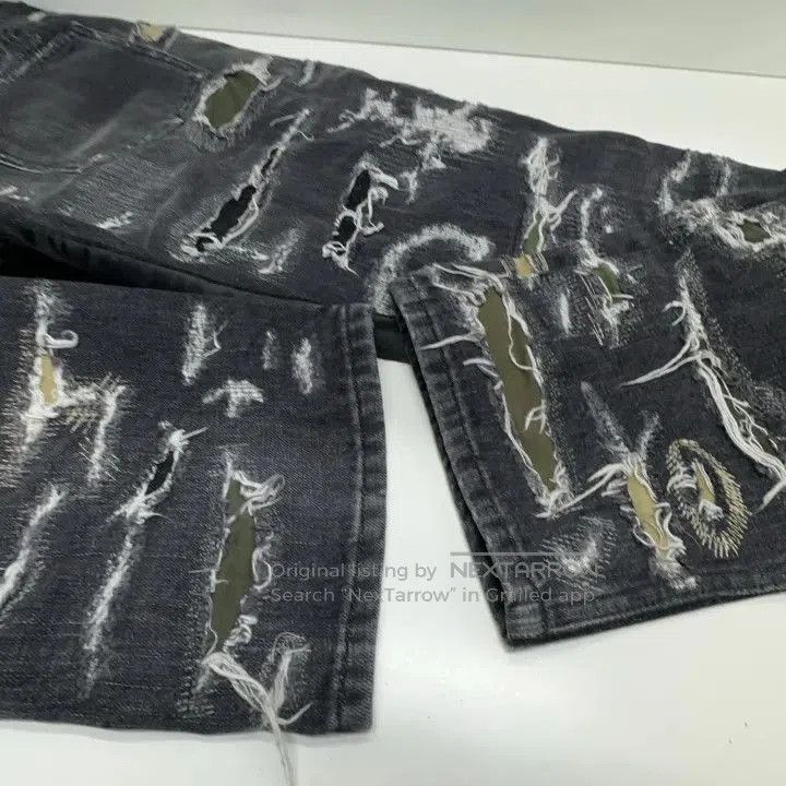 Givenchy Givenchy SS23 Black Ripped Jeans for Men. Size US 31 - 8 Thumbnail