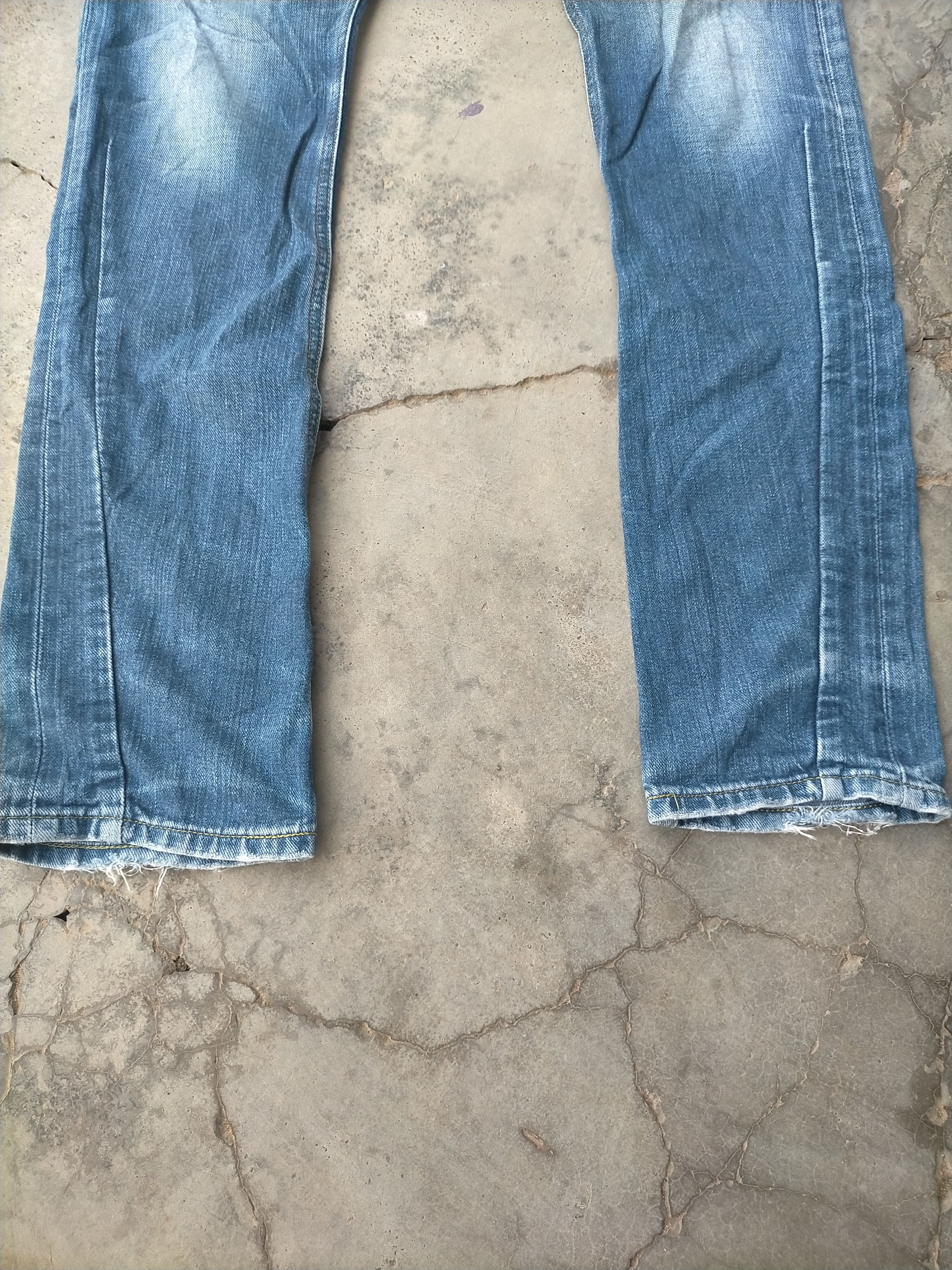 Lee × Takeo Kikuchi 🔥 Distressed Lee x Takeo Kikuchi Washed Skinny Jeans Size US 31 - 14 Thumbnail
