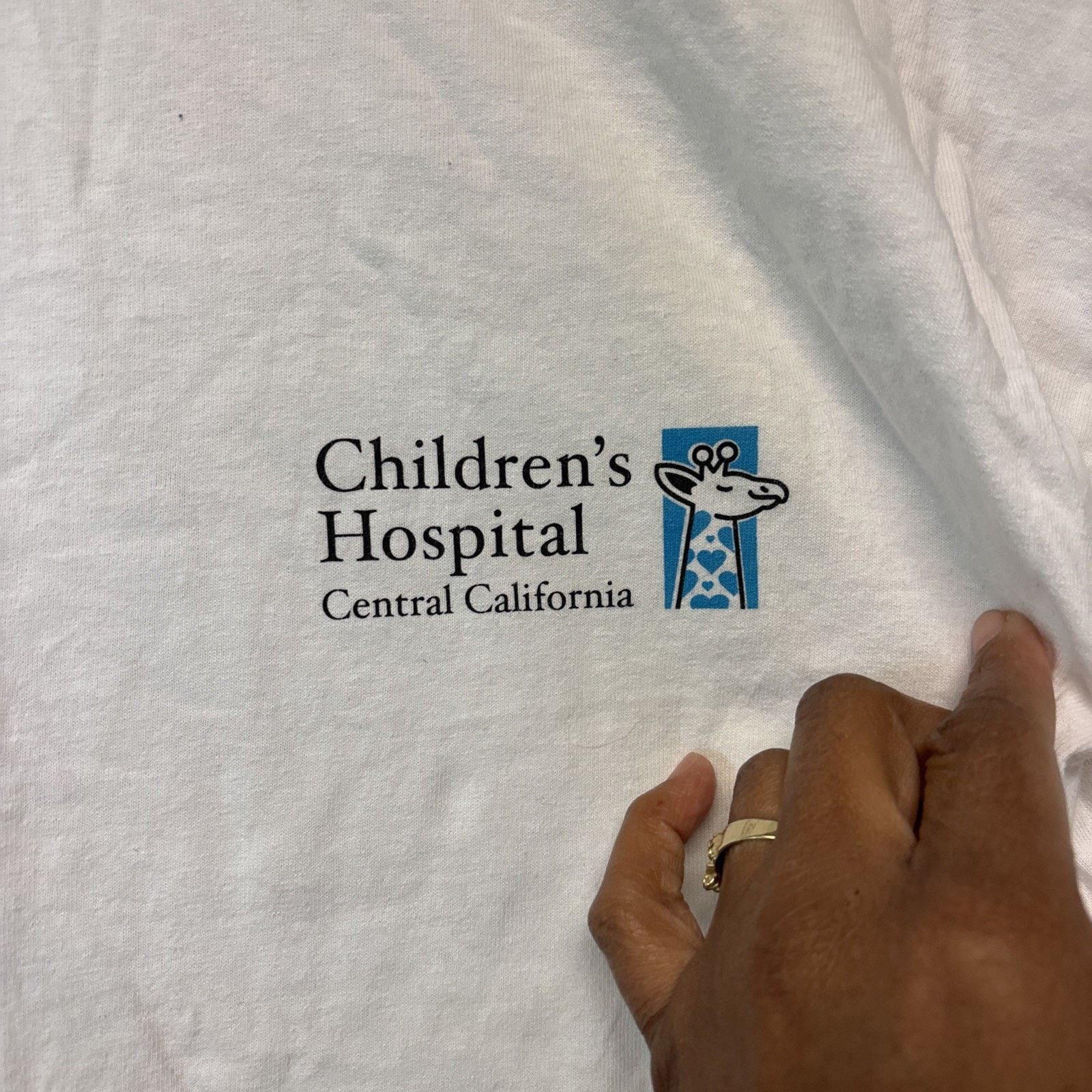 Gildan Central Valley Children’s Hospital in Fresno Shirt Critical Size US XL / EU 56 / 4 - 5 Thumbnail