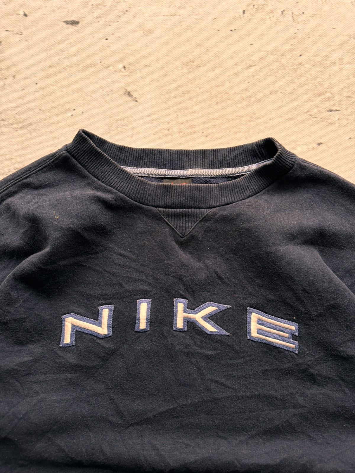 Nike × Vintage NIKE VINTAGE CENTER LOGO OVERSIZE BOXY SWEATSHIRT Size US XL / EU 56 / 4 - 4 Thumbnail