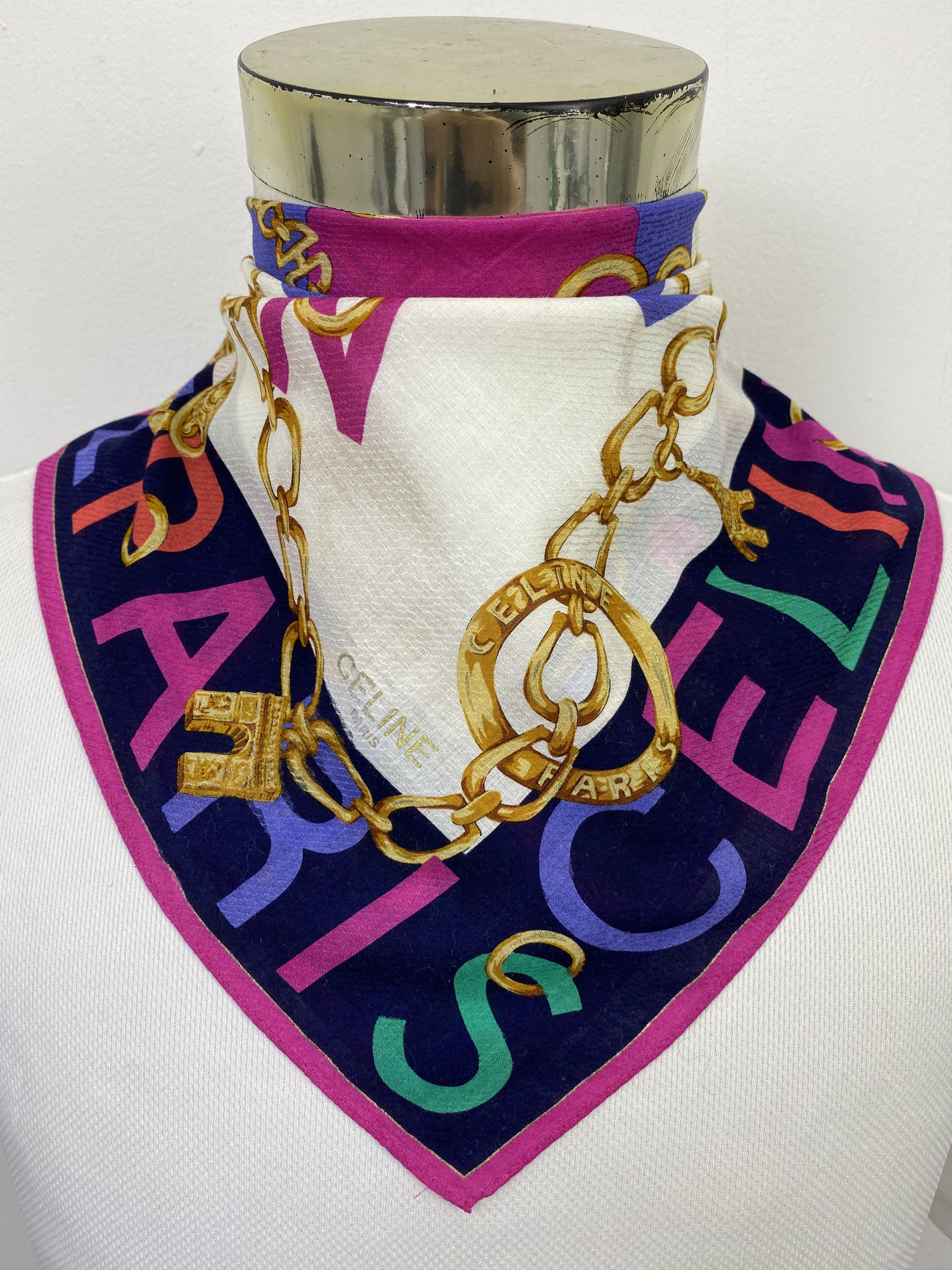 Celine Vintage Celine Handkerchief / Neckerchief KT0133 Size ONE SIZE - 1 Thumbnail