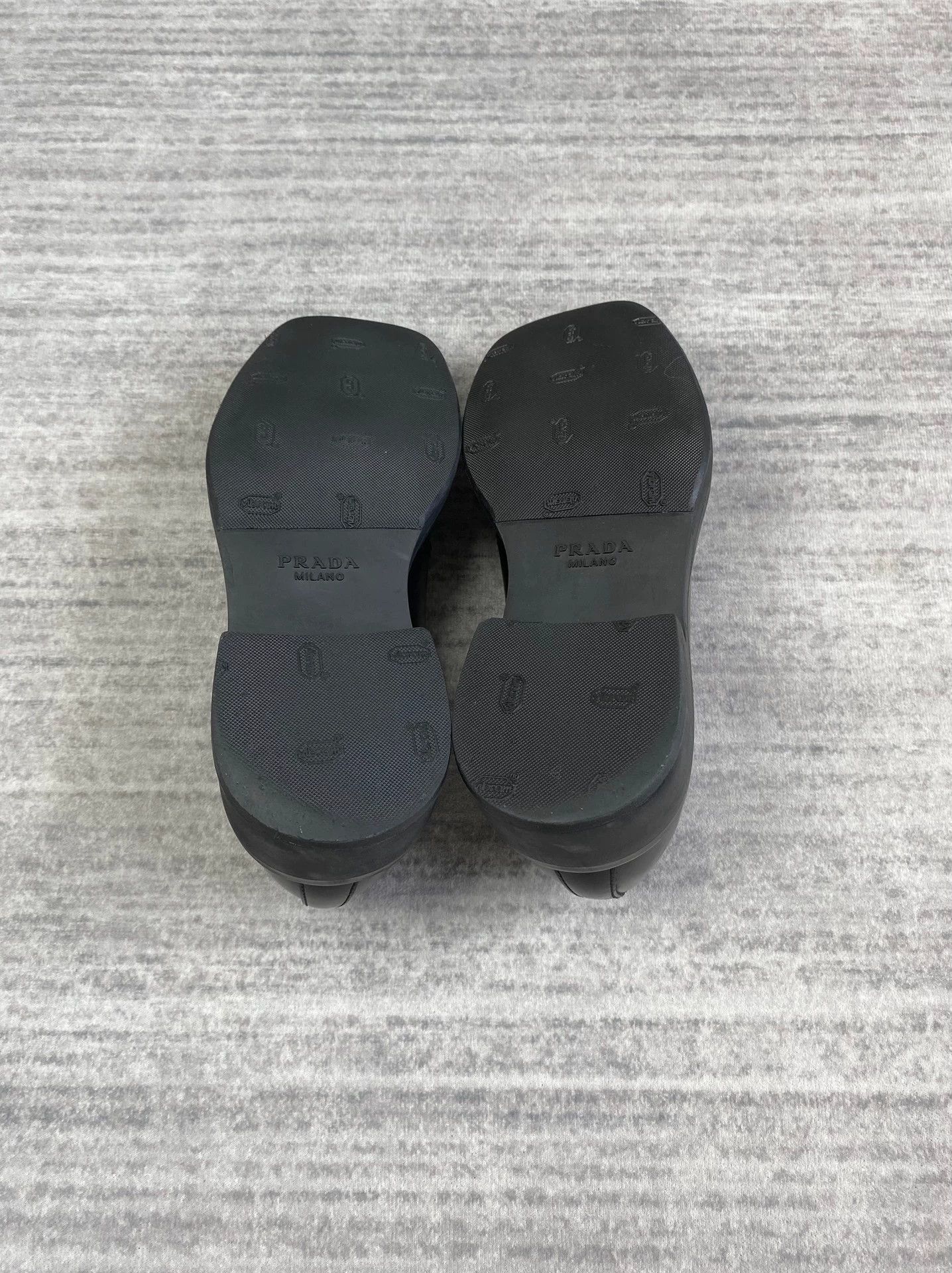 Prada Prada Square Toe Black Derby Shoes (39 UK5) Size US 6 / EU 39 - 6 Thumbnail
