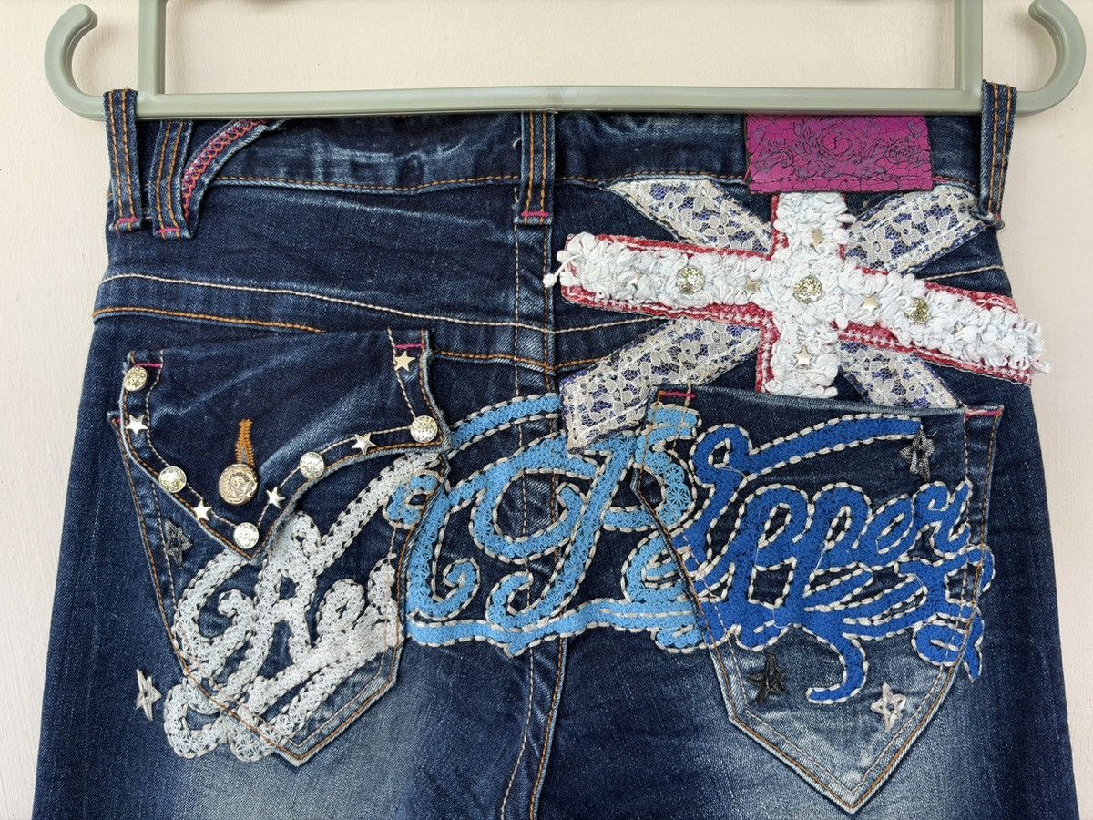 Japanese Brand Red Pepper Union Jack Streetwear Low Flared Distressed Denim Size US 31 - 18 Thumbnail