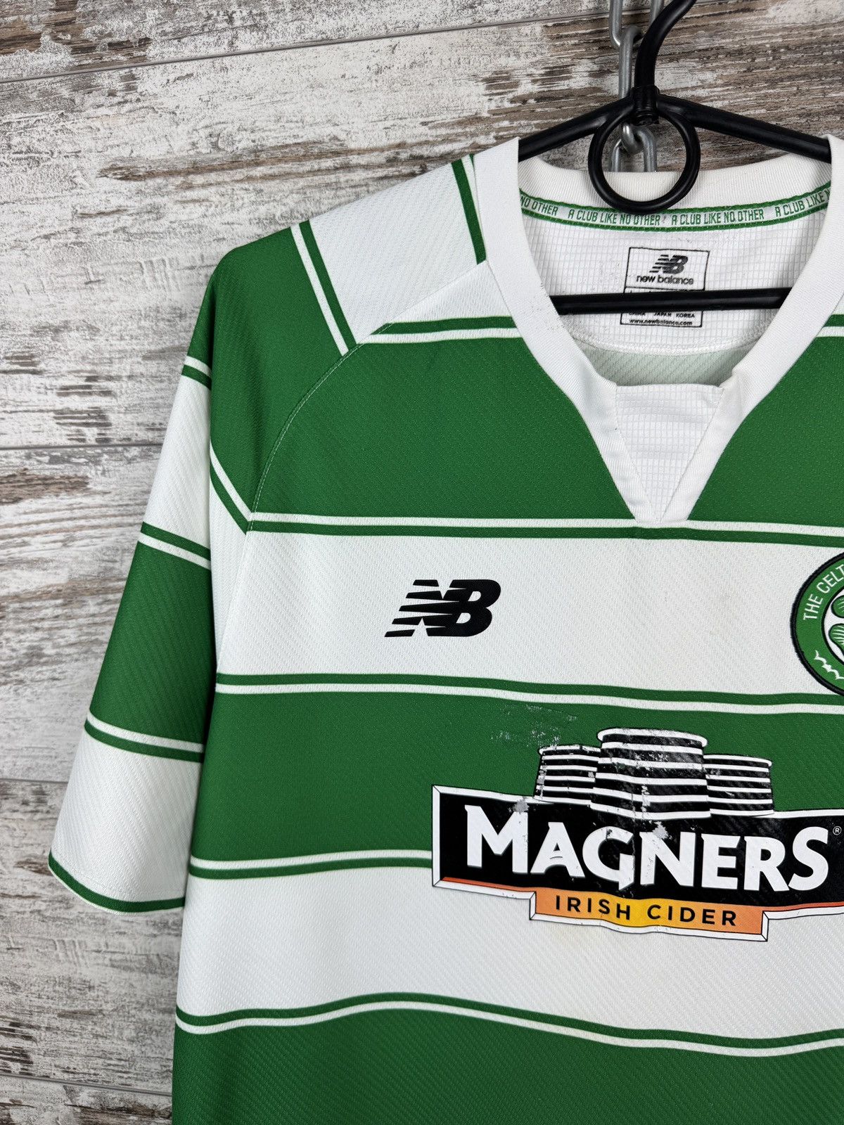 New Balance × Vintage Mens Vintage New Balance Celtic FC T-shirt soccer jersey Size US L / EU 52-54 / 3 - 5 Thumbnail