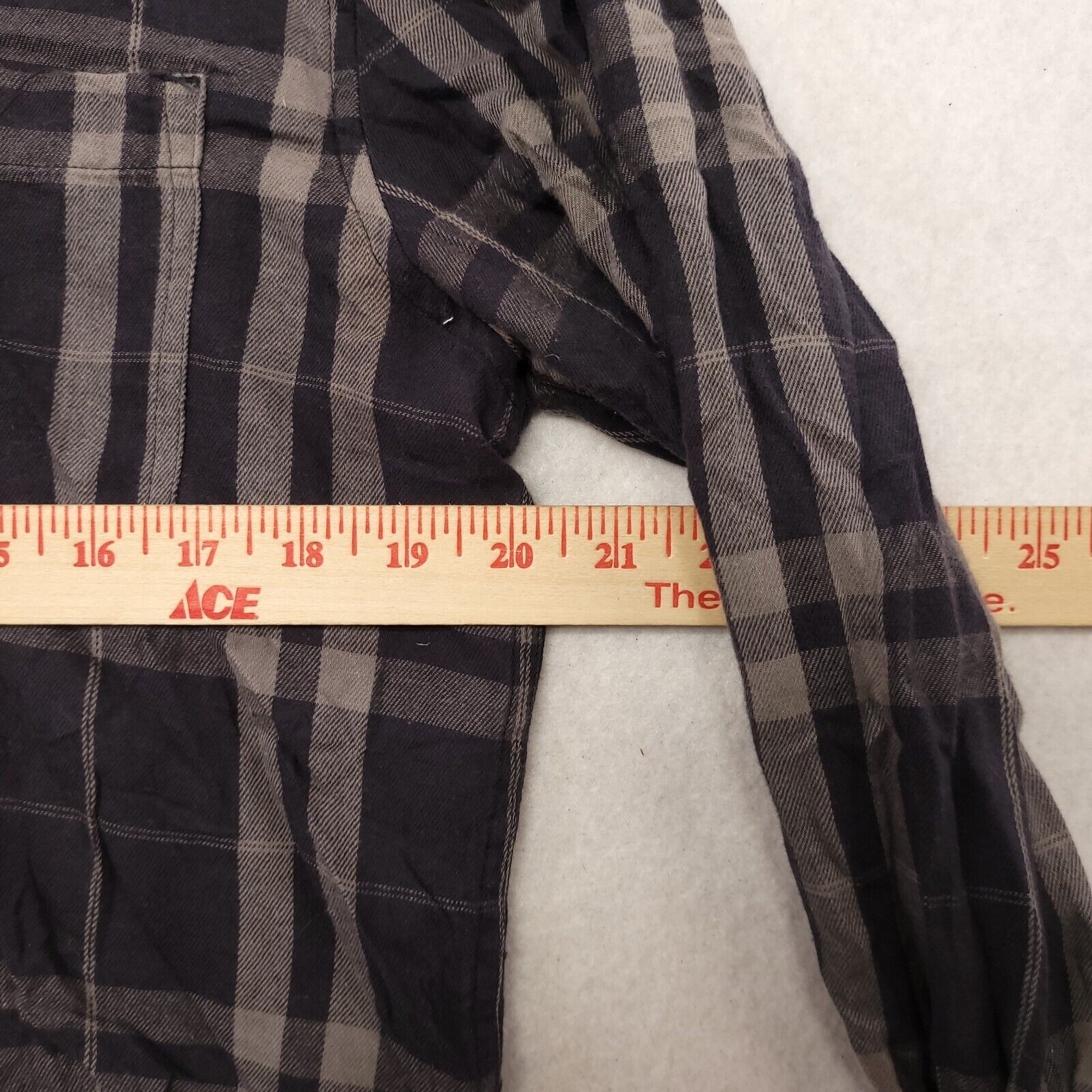 Calvin Klein Calvin Klein Jeans Tartan Flannel Shirt Mens Size M Gray Size US M / EU 48-50 / 2 - 9 Thumbnail