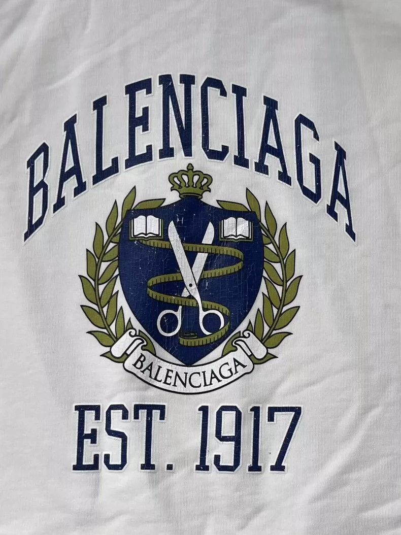 Balenciaga Balenciaga Letter Logo printed hooded long sleeve sweatshi Size US M / EU 48-50 / 2 - 3 Thumbnail