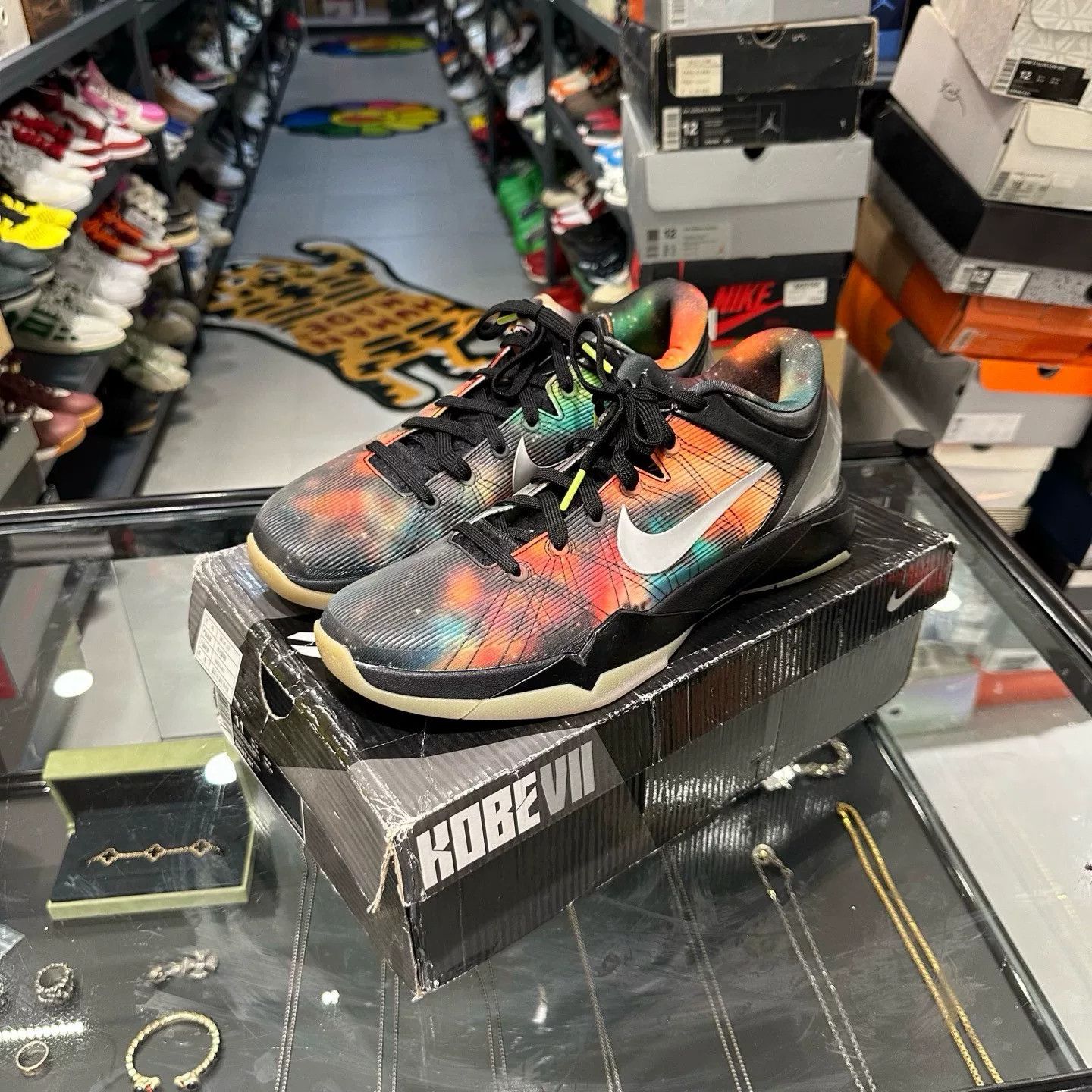 Nike Nike Multi Lowtop Sneakers 11.5 Men Size US 11.5 / EU 44-45 - 1 Thumbnail