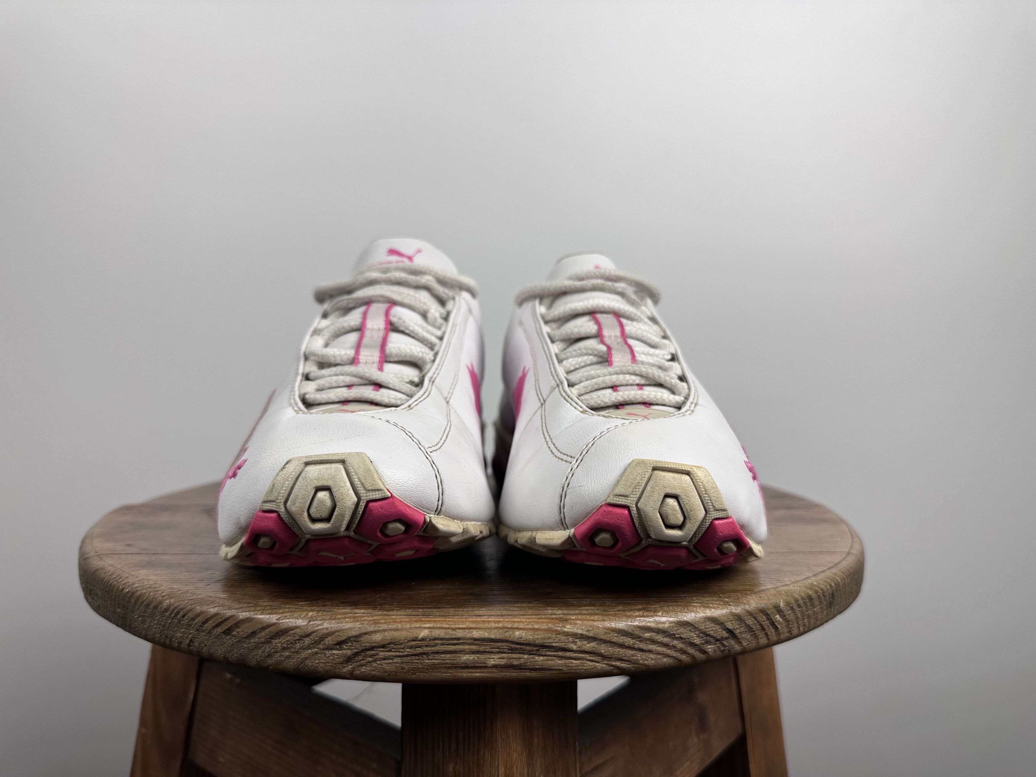 Puma × Vintage Puma Cell Pink White Y2K 2000 Sneakers US5 EU37 UK4 Vintage Size US 5 / IT 35 - 2 Thumbnail