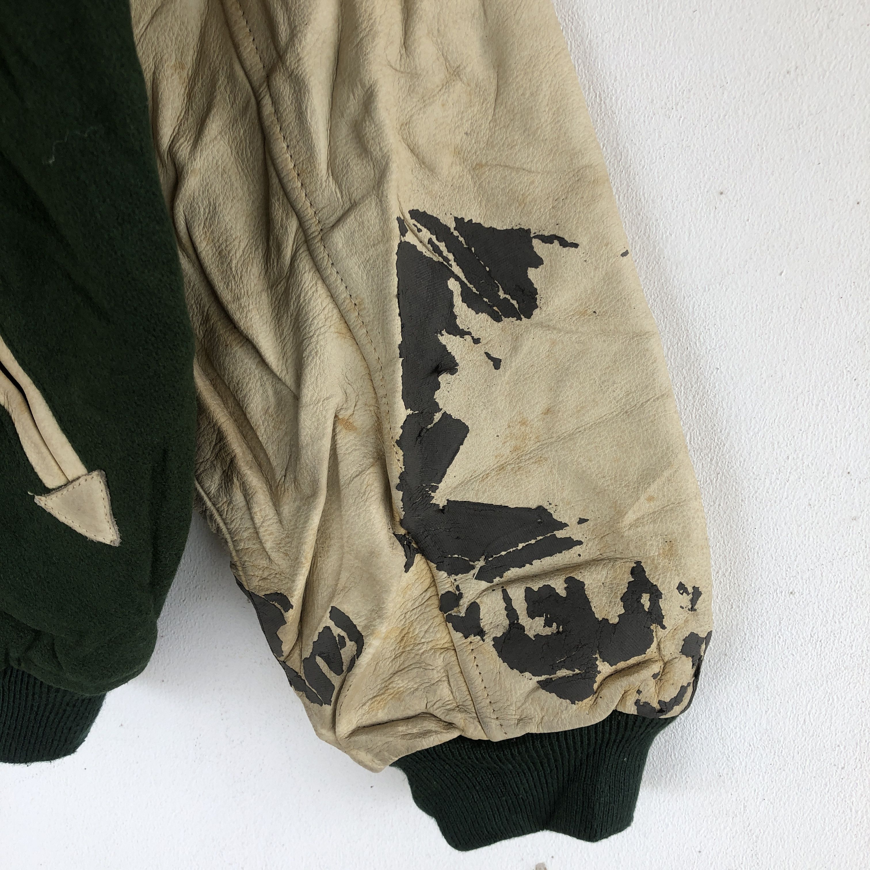 Vintage Highland Varsity Jackets Letterman Leather Wool Jackets Size US L / EU 52-54 / 3 - 5 Thumbnail