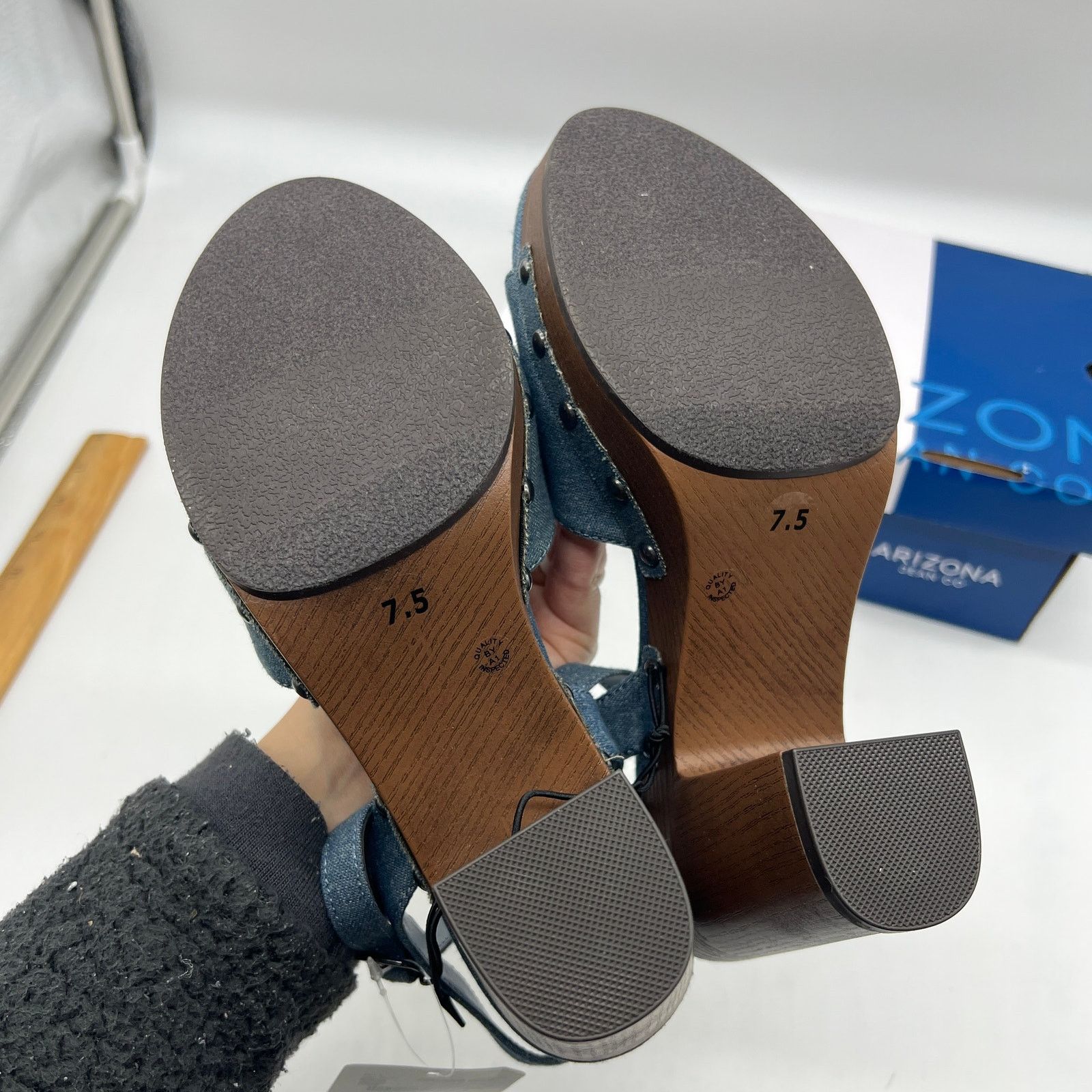Other Arizona Jean Co Womens Heather Heeled Sandals Size US 7.5 / IT 37.5 - 10 Thumbnail