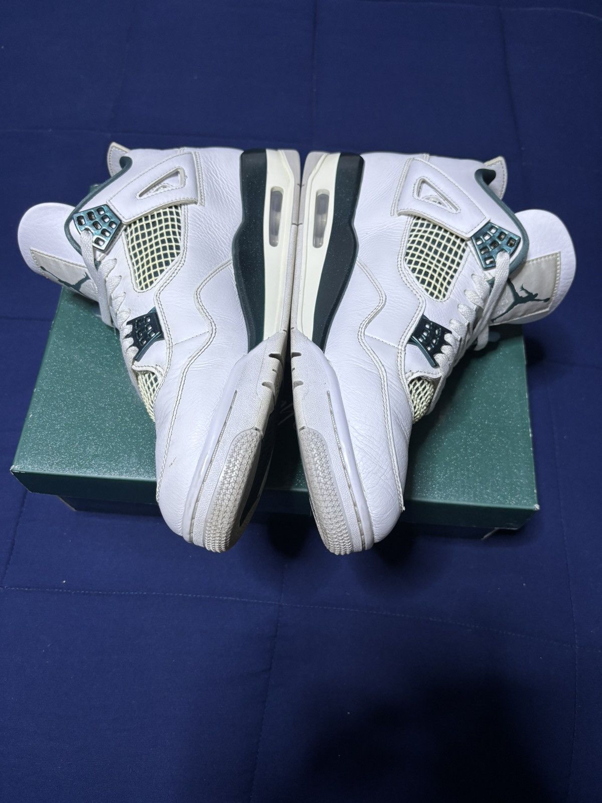 Jordan Brand Jordan 4 Retro Oxidized Green 2024 Size 10.5 Size US 10.5 / EU 43-44 - 3 Thumbnail