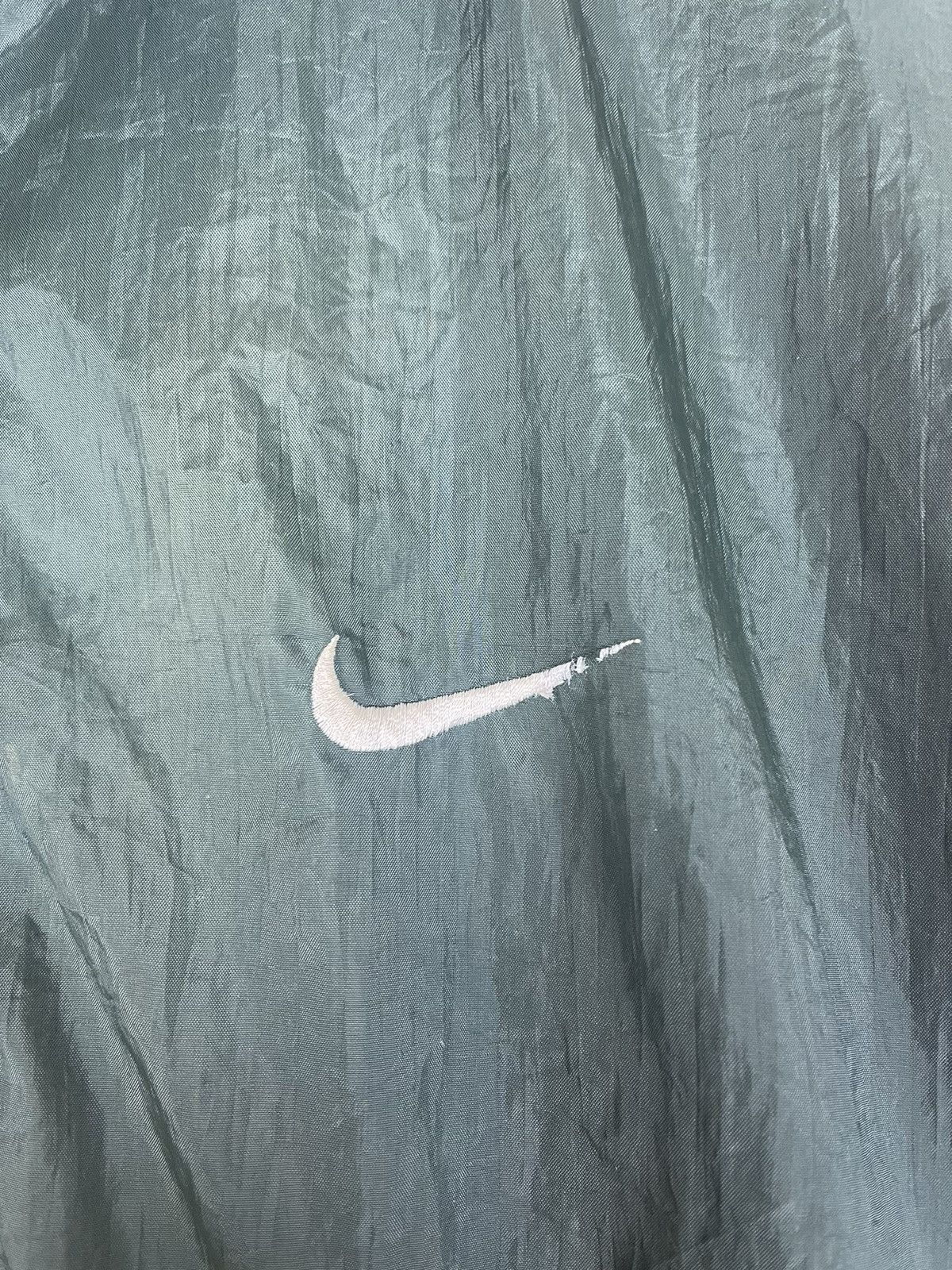 Nike × Vintage NIKE BIG SWOOSH LIGHT JACKET Size US M / EU 48-50 / 2 - 9 Thumbnail