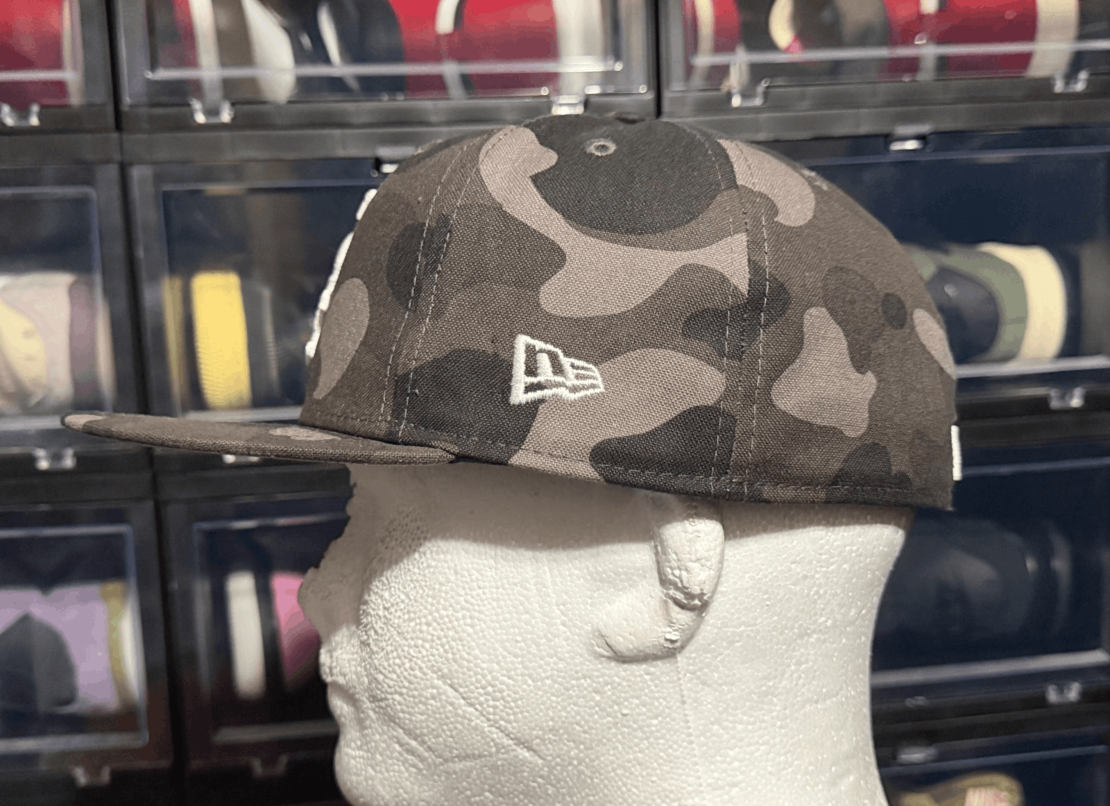 Bape BAPE x MLB New Era 59Fifty Fitted Cap Sox Camo Black 7 1/2 Size ONE SIZE - 3 Thumbnail