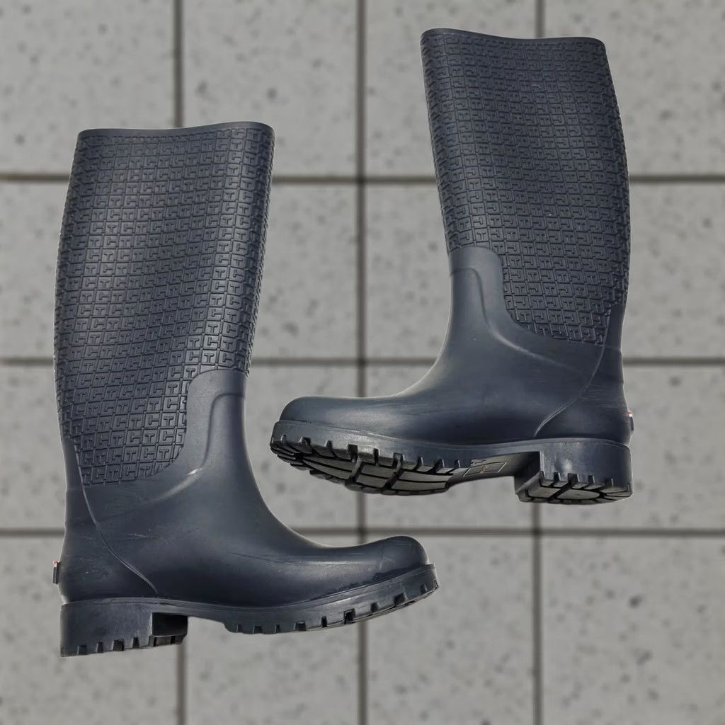 Tommy Hilfiger Womens Tommy Hilfiger Raindrop Navy Blue Tall Casual Rain Boots Size 7 Women Short Code: NI Size US 7 / IT 37 - 1 Thumbnail