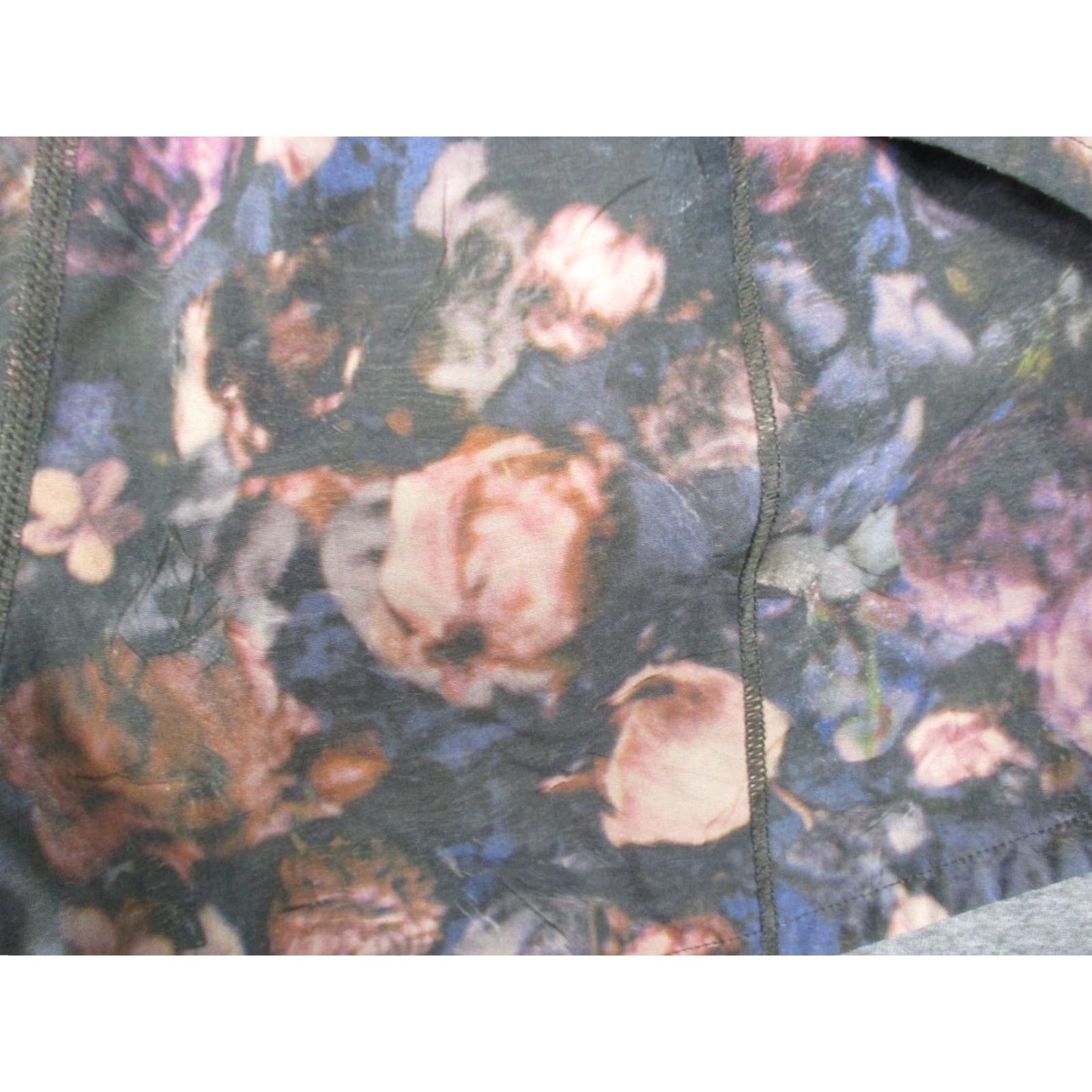 Lululemon Lululemon Hotty Hot High-Rise Lined Short 3" Floral Size 6 Running Athletic Women Multicolor 3" Inseam Size 28" / US 6 / IT 42 - 7 Thumbnail