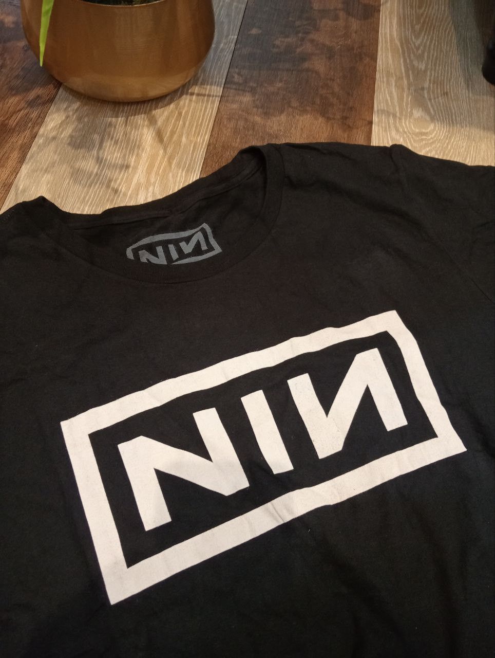 Band Tees NINE INCH NAILS NIN TSHIRT Size US XL / EU 56 / 4 - 4 Thumbnail