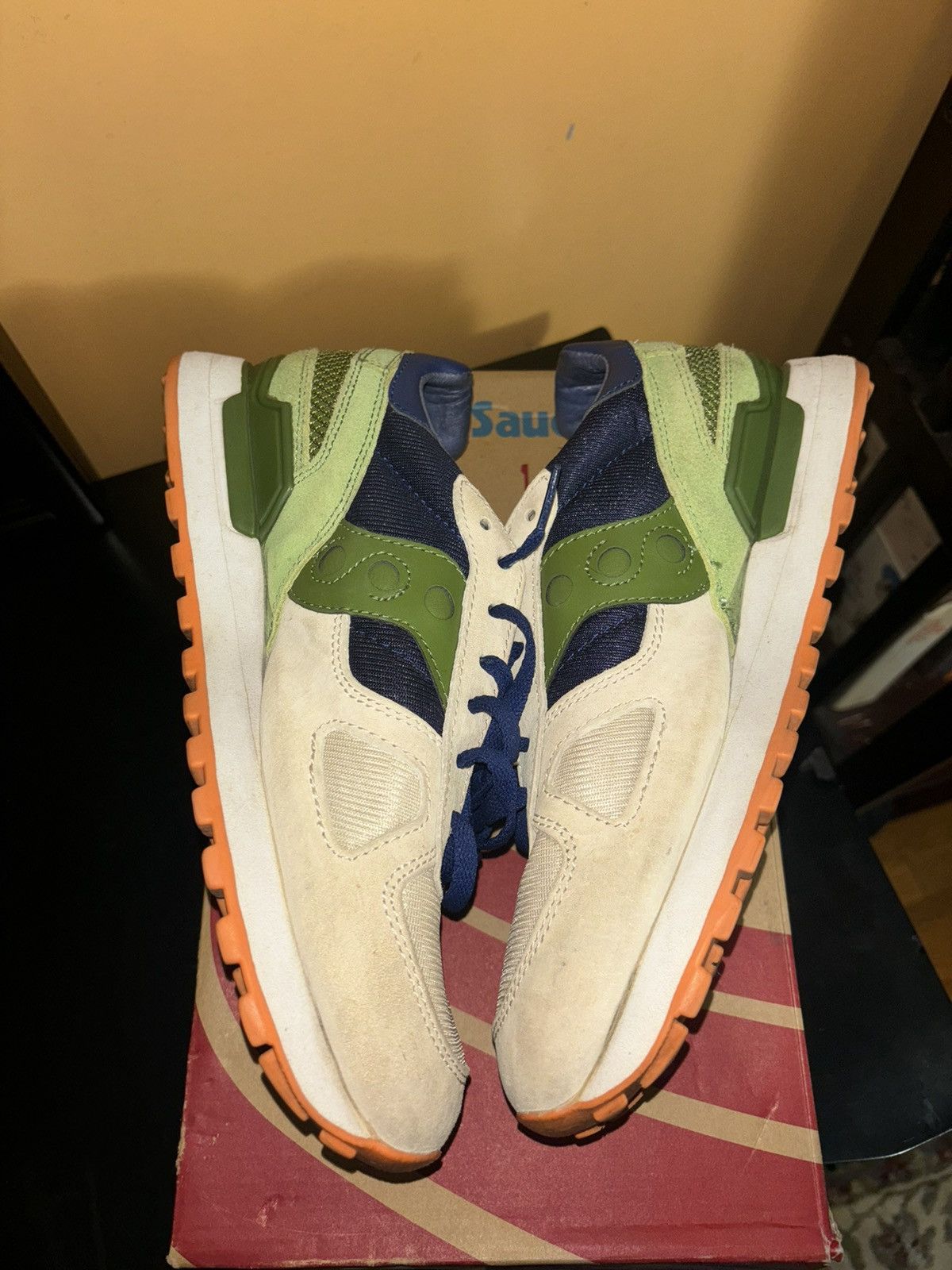 Saucony Saucony 24 Kilates Edition *RARE* Size US 9 / EU 42 - 6 Thumbnail