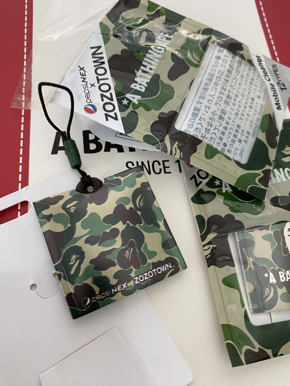Bape × Pepsi Bape Phone Wipe Size ONE SIZE - 3 Thumbnail