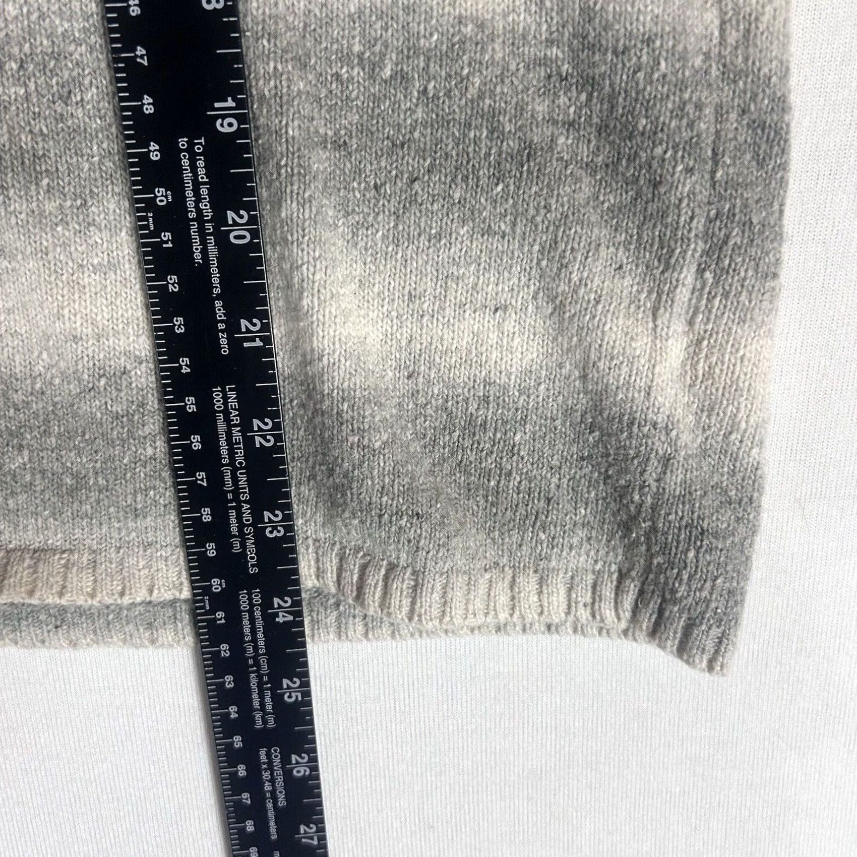 Vintage Columbia Women's Large V-Neck Sweater Gray Striped Knit Cropped? No, keep: Columbia Womens Large V-Neck Sweater Gray Striped Casual Long Sleeve Cotton Size L / US 10 / IT 46 - 7 Thumbnail