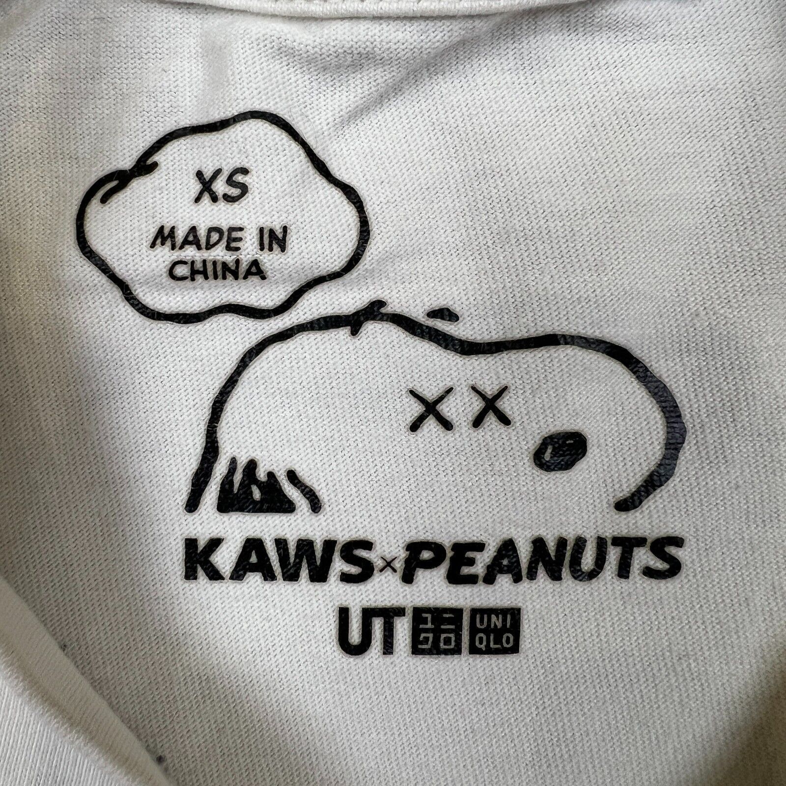 Kaws × Uniqlo KAWS Uniqlo Peanuts Snoopy Pocket Tee Short Sleeve T Shirt Size US XS / EU 42 / 0 - 8 Thumbnail