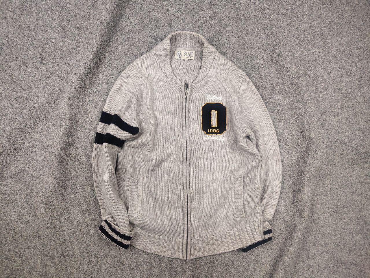 Oxxford Clothes Vintage Oxford University Pulover Logo Knit Zip Gray Sweater Size US L / EU 52-54 / 3 - 1 Thumbnail