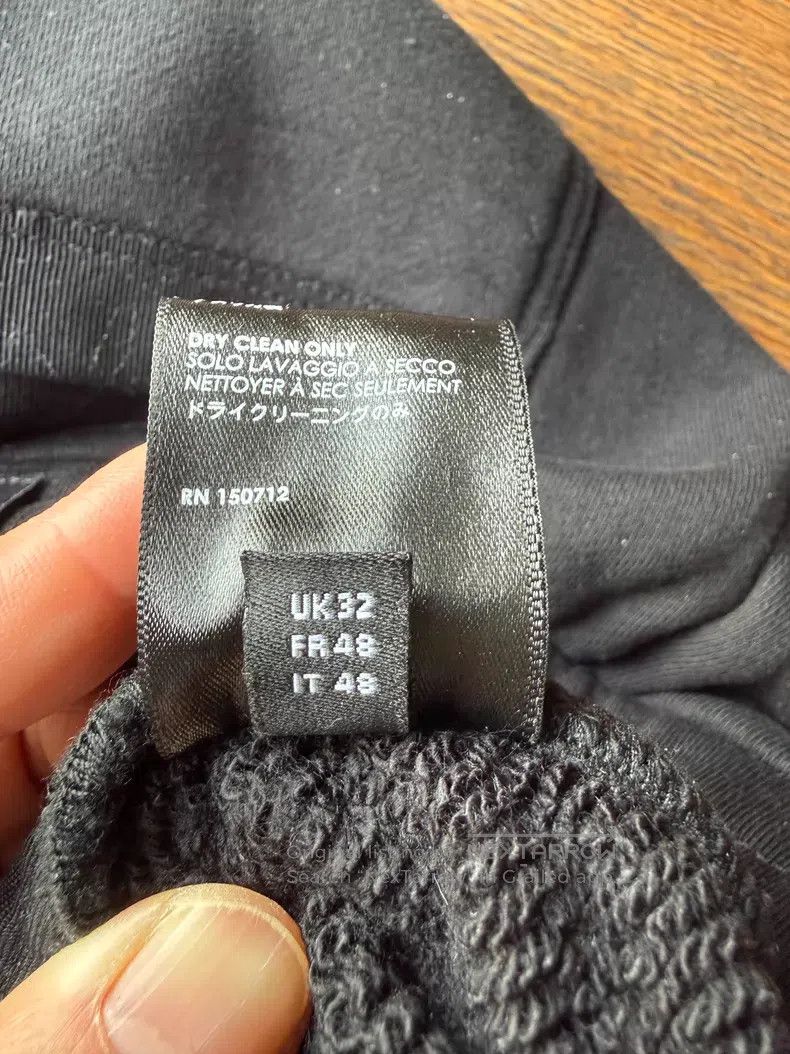 Amiri Amiri Black bermuda shorts Size US 32 / EU 48 - 4 Thumbnail