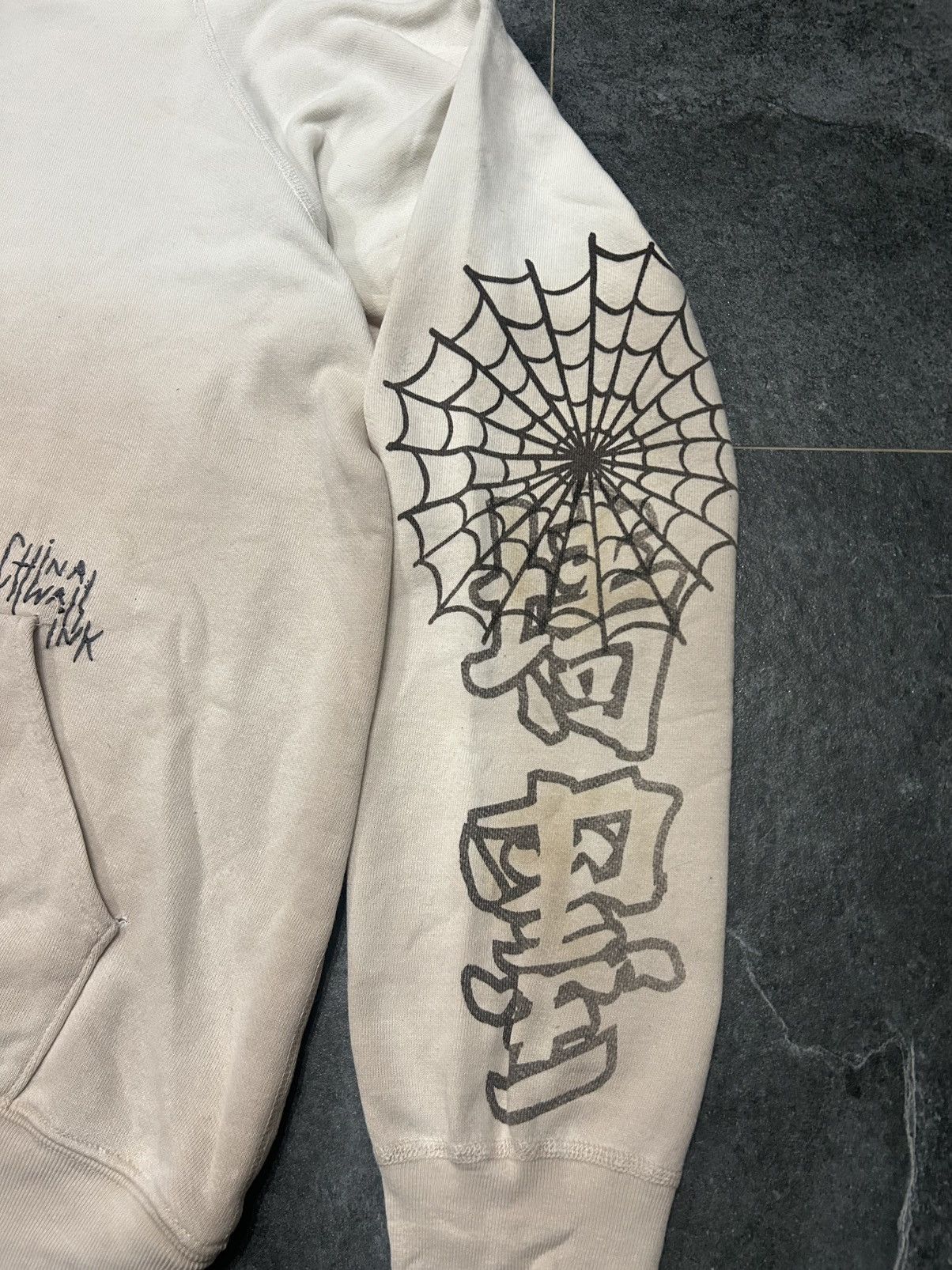 The Great China Wall The Great China Wall Ink Spider Webs Rare Hoodie Beige/White Size US M / EU 48-50 / 2 - 9 Thumbnail