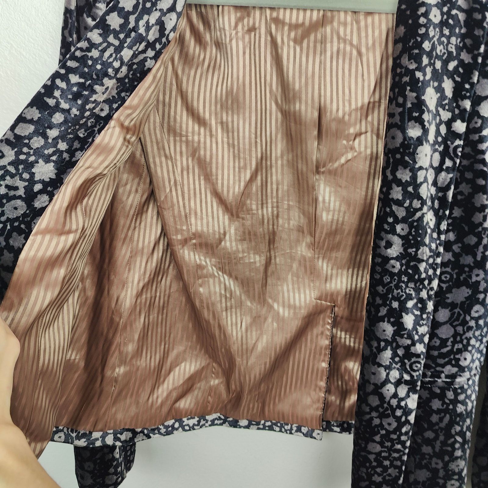 Anthropologie Anthropologie Elevenses Lumi Velvet Blazer 4 Black Gray Size S / US 4 / IT 40 - 6 Thumbnail