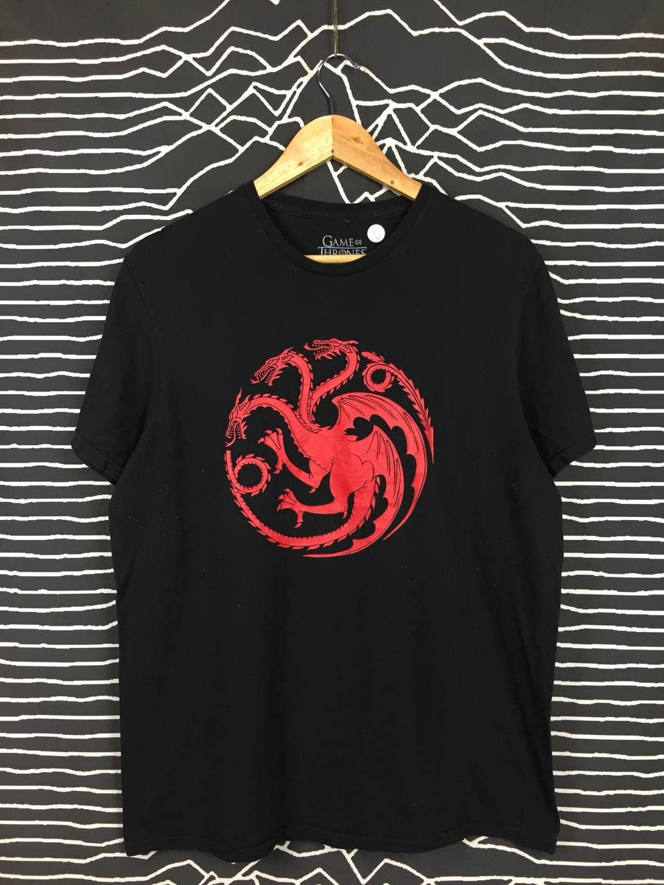 Vintage Games of Thrones TV Series House Targaryen Fire & Blood Tee Size US L / EU 52-54 / 3 - 2 Thumbnail