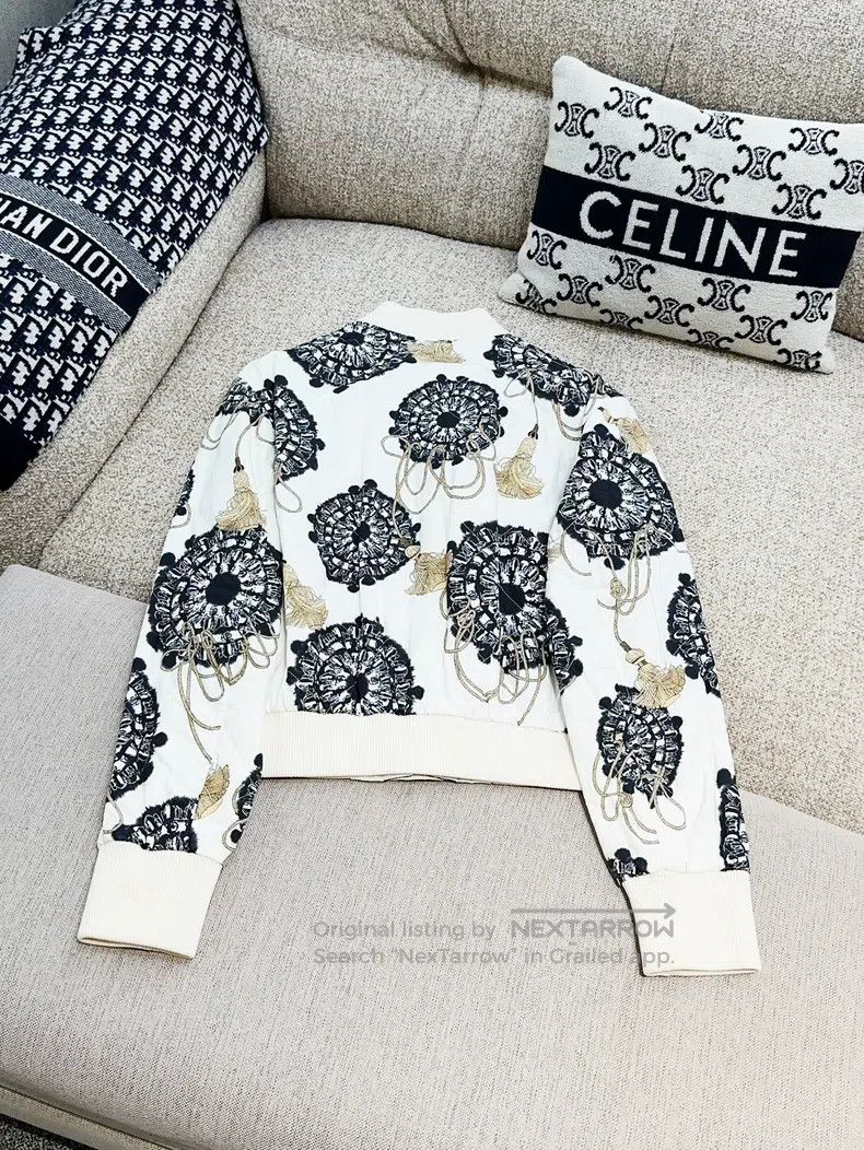 Hermes Hermes White Base Daisies Floral Pattern Two-Sided Long Sl Size XS / US 0-2 / IT 36-38 - 3 Thumbnail