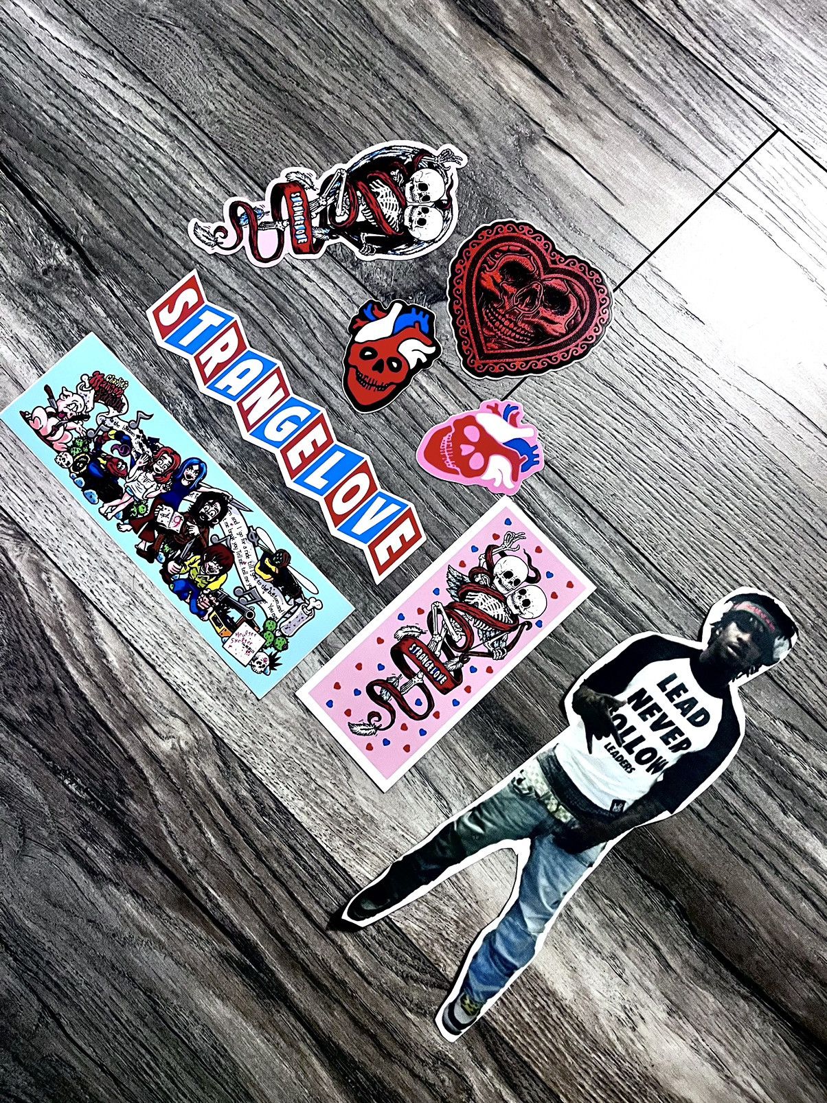 Nike × StrangeLove Skateboards × Supreme Nike Sb x Strangelove Stickers + Valentines Card Size ONE SIZE - 1 Thumbnail